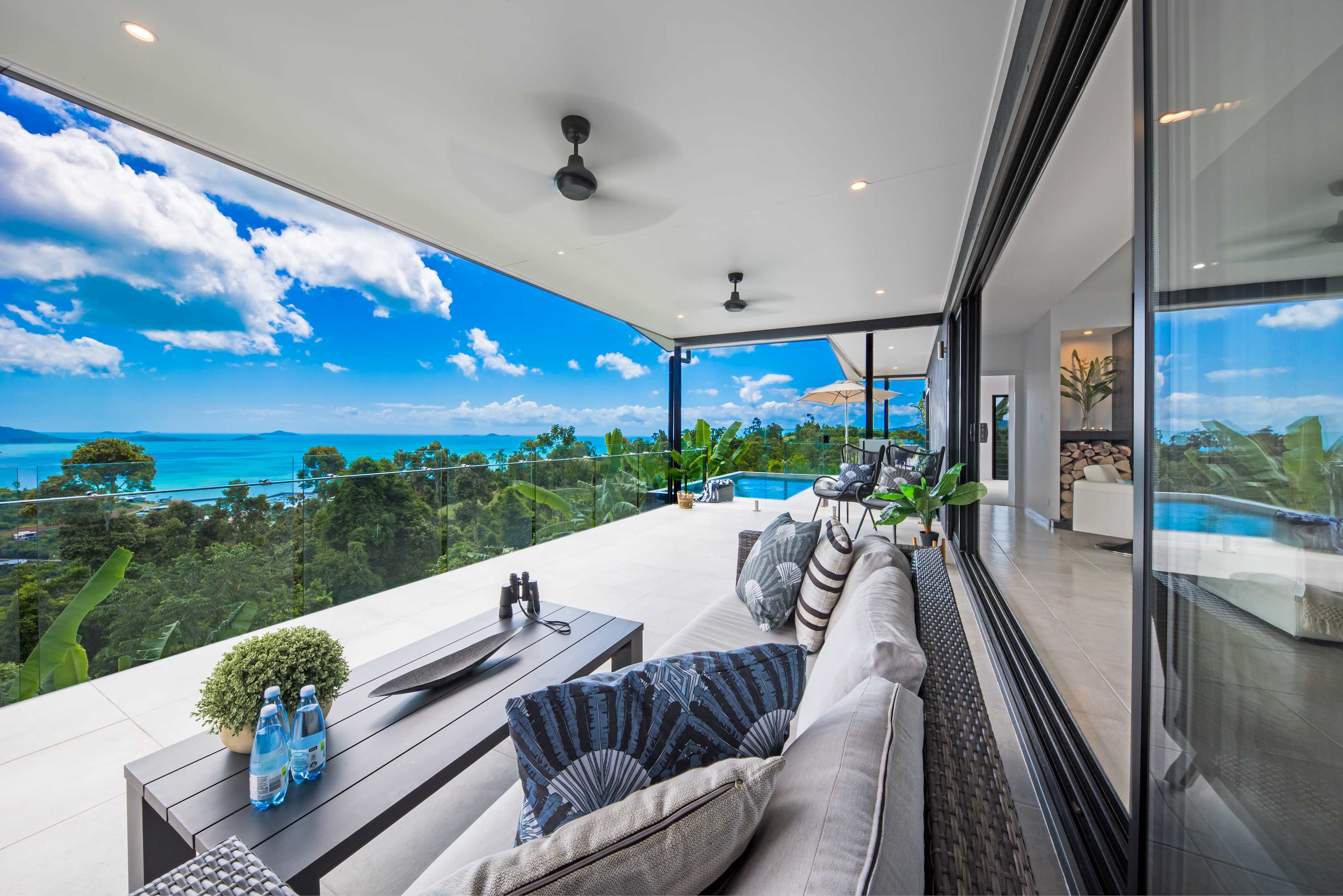 'Nine Islands' Airlie Beach Luxury Holiday Home with ocean views — Airlie Beach, Queensland — vacation rental