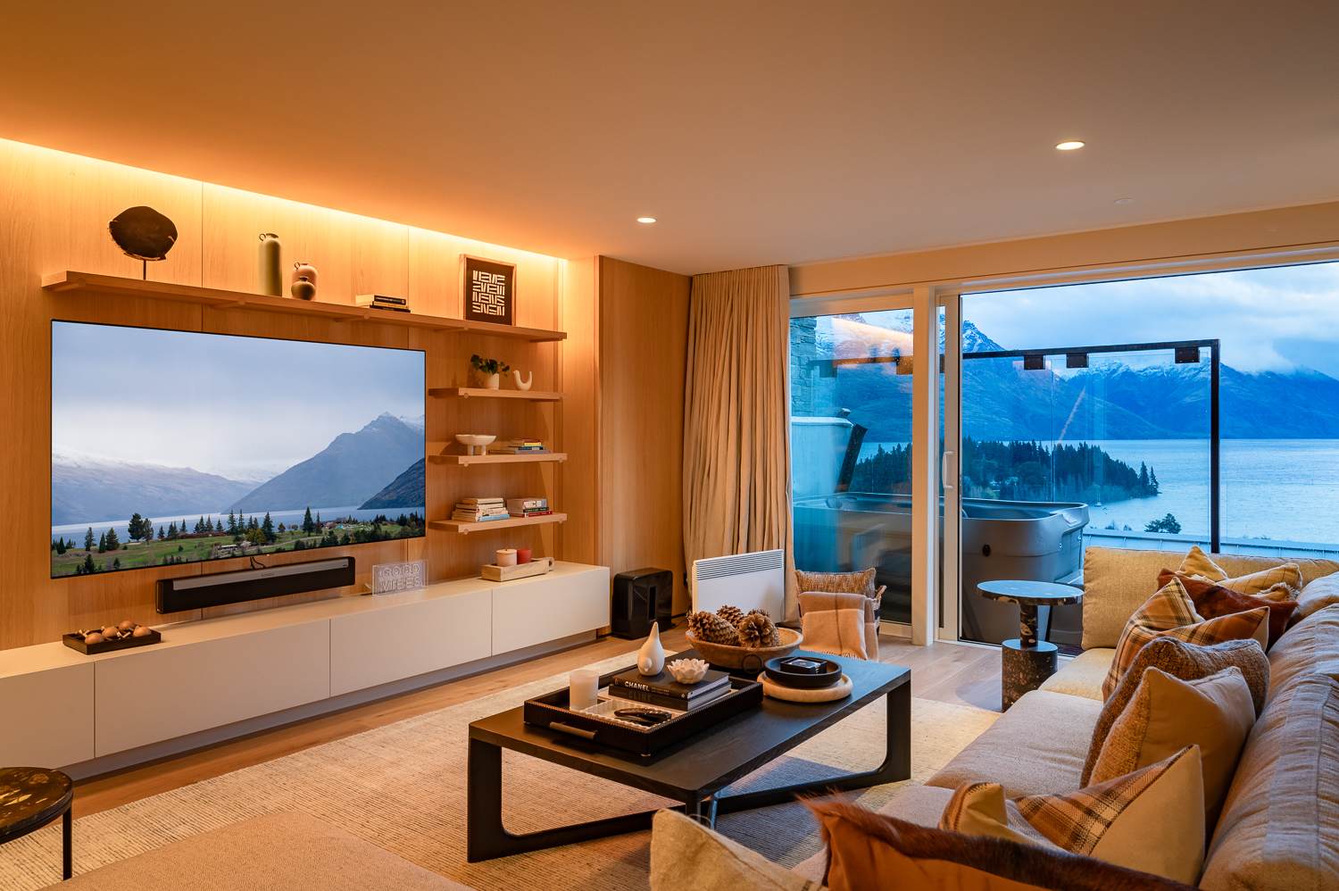 Open-Plan Living with Stunning Alpine Views

The open-plan living room invites you to soak in the serene views of Queenstown's alpine landscape, creating the perfect retreat after a day on the slopes or biking trails.