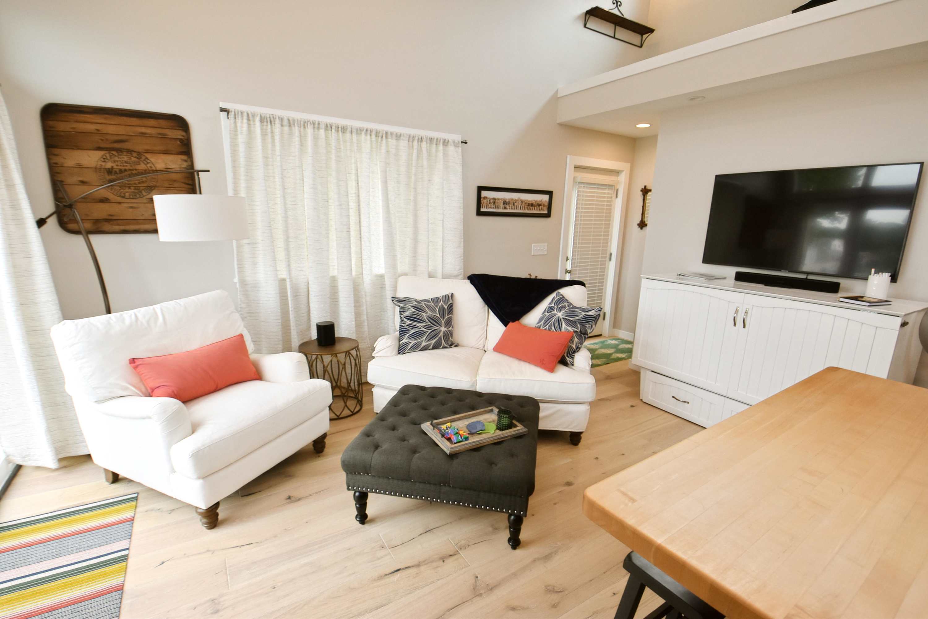 The Chicken Coop, a Modern Riverfront Oasis (908) 4