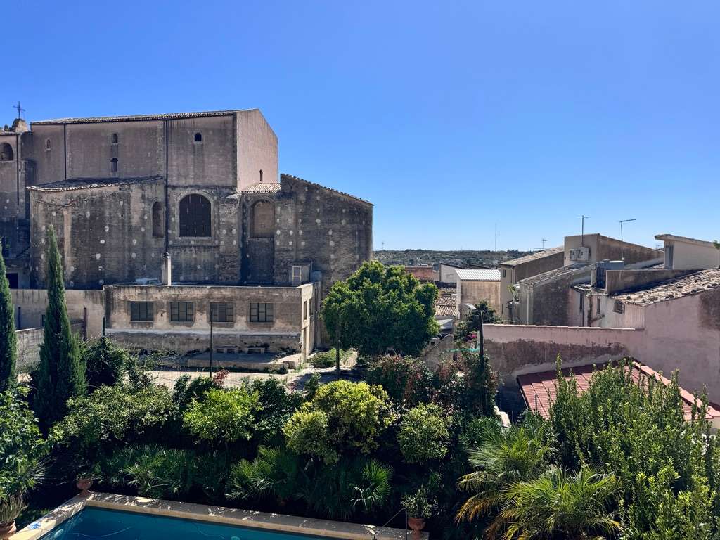 Property thumbnail 48