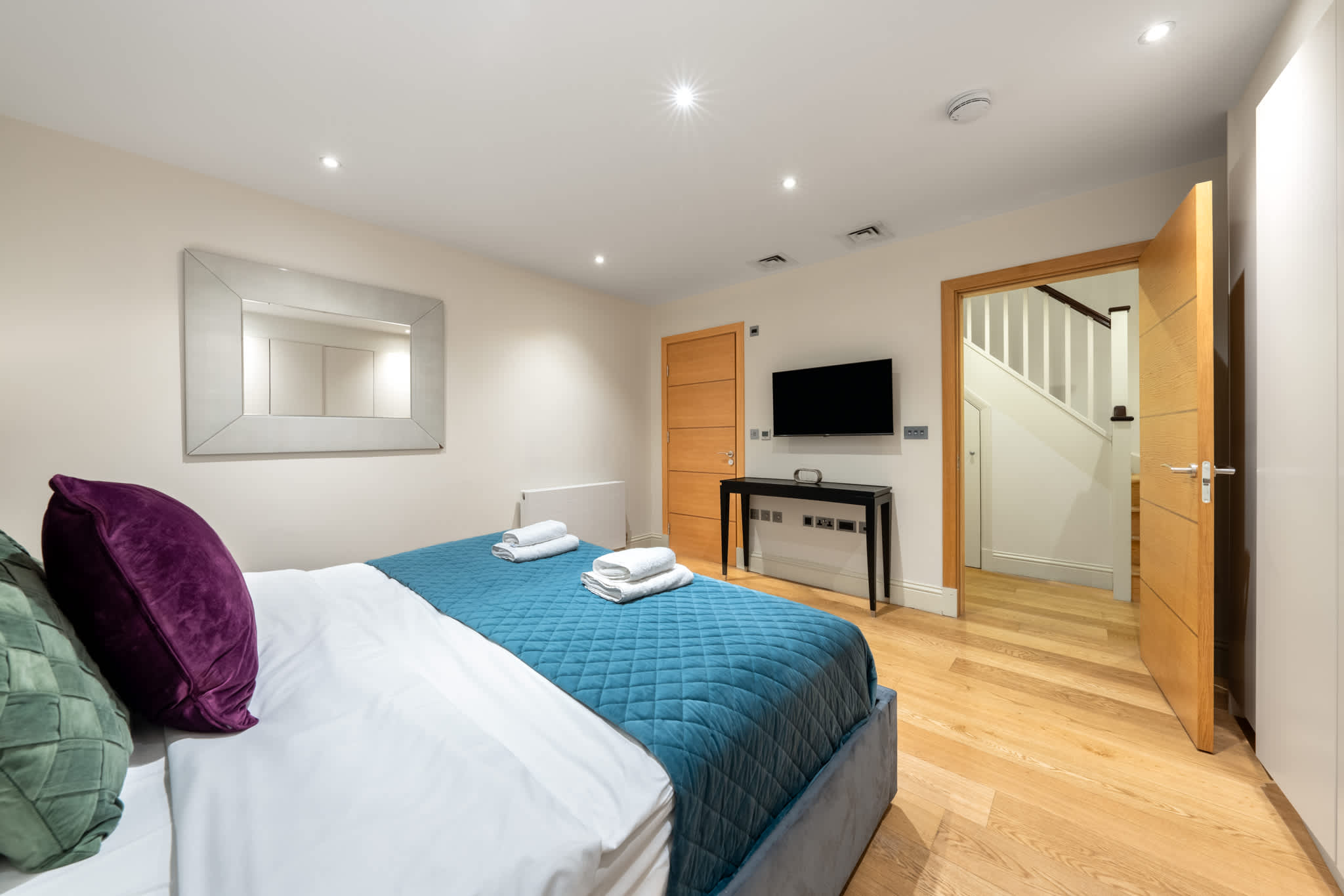 Tranquille Mayfair House in Shepherd Street W1J - Property image 7 - VivreStays
