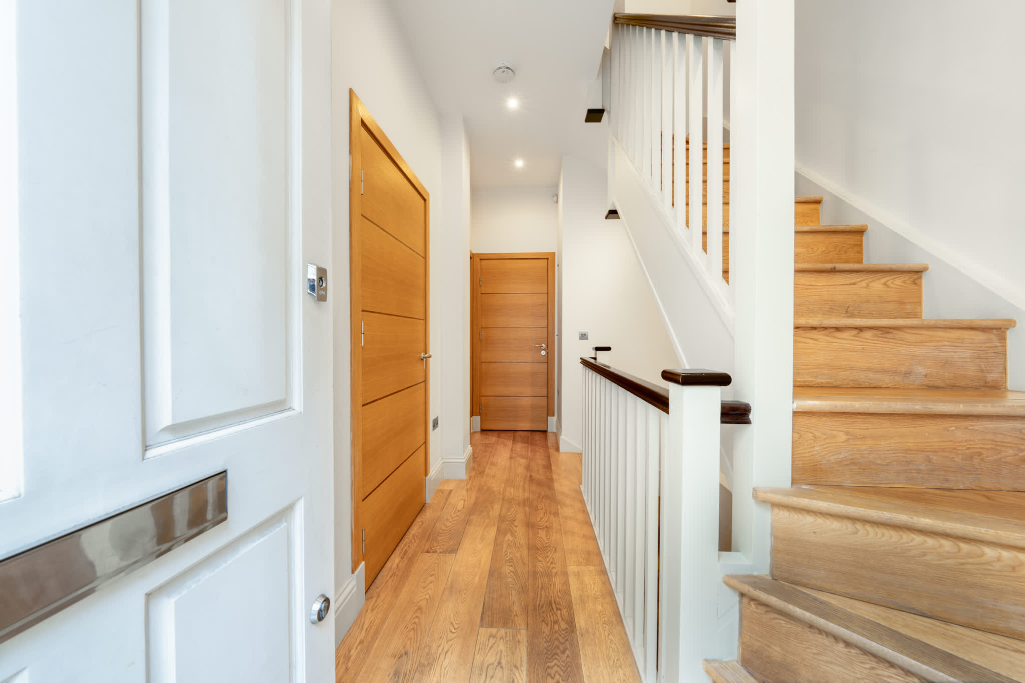 Tranquille Mayfair House in Shepherd Street W1J - Property image 15 - VivreStays