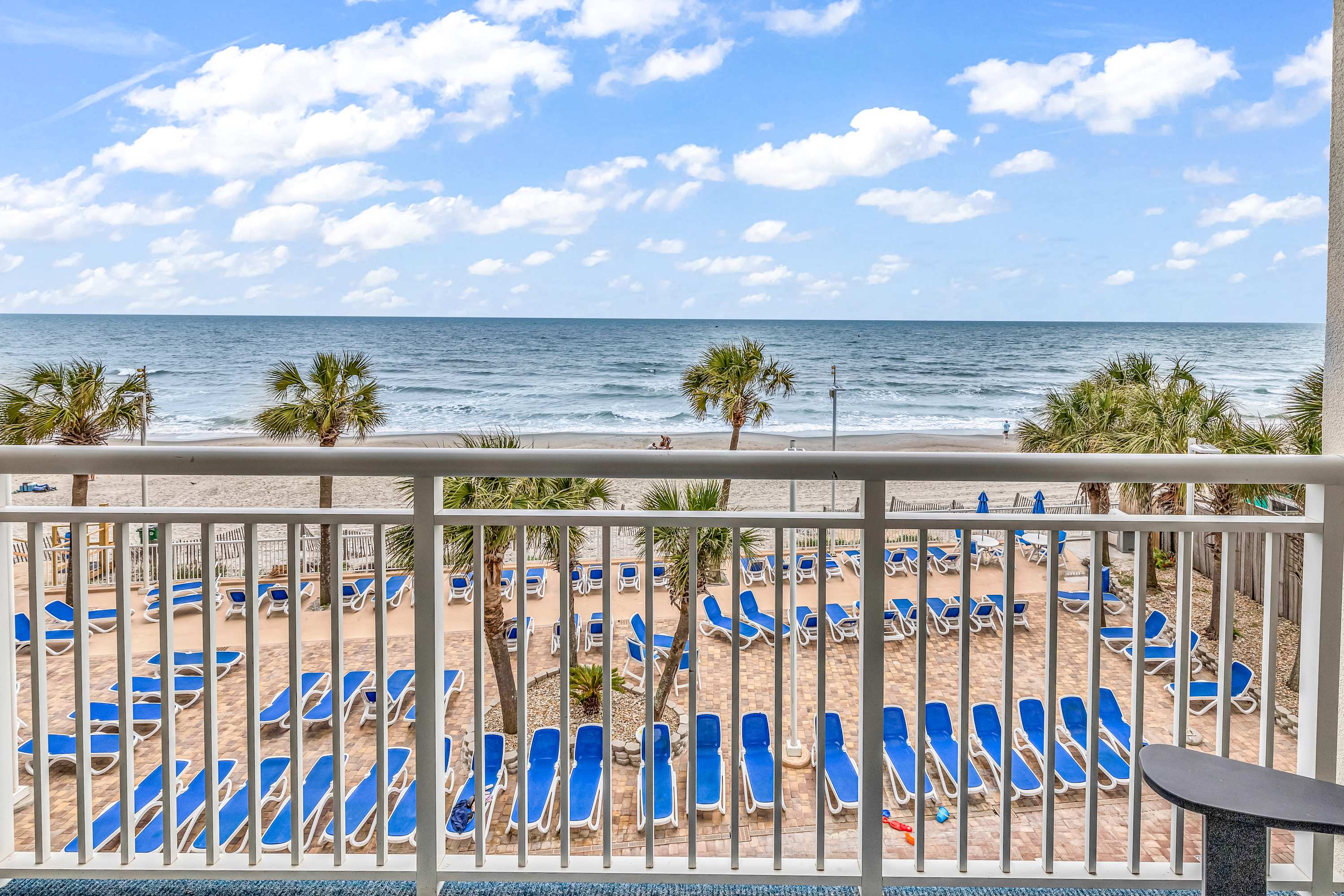Oceanfront Family Friendly Condo with Pools | Photo 9