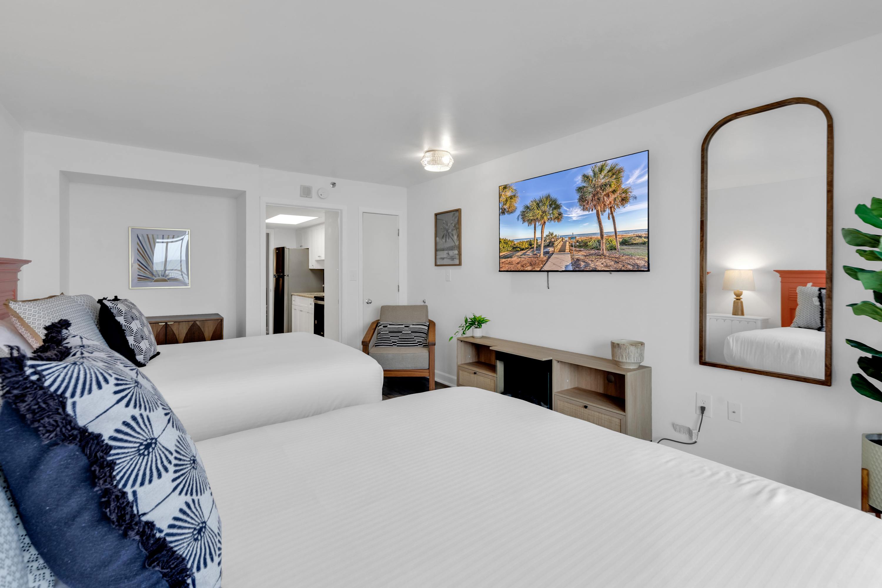 Oceanfront Family Friendly Condo with Pools | Photo 5