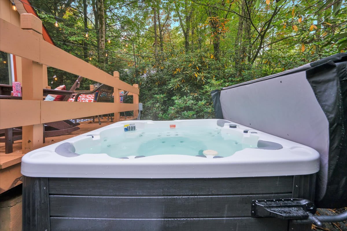 Camp Rock in the Poconos | Hot Tub & Firepit