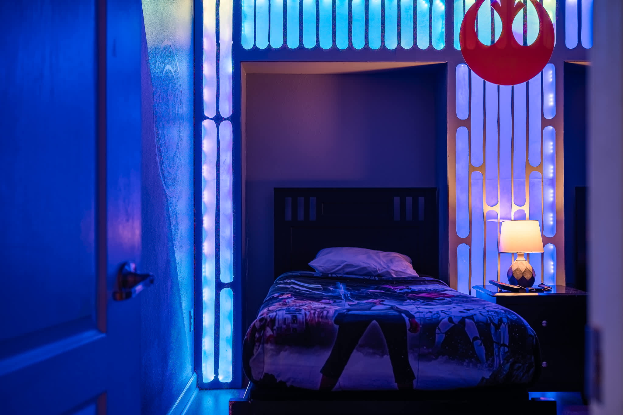 Spacious villa w/pool & hot tub, game & theater