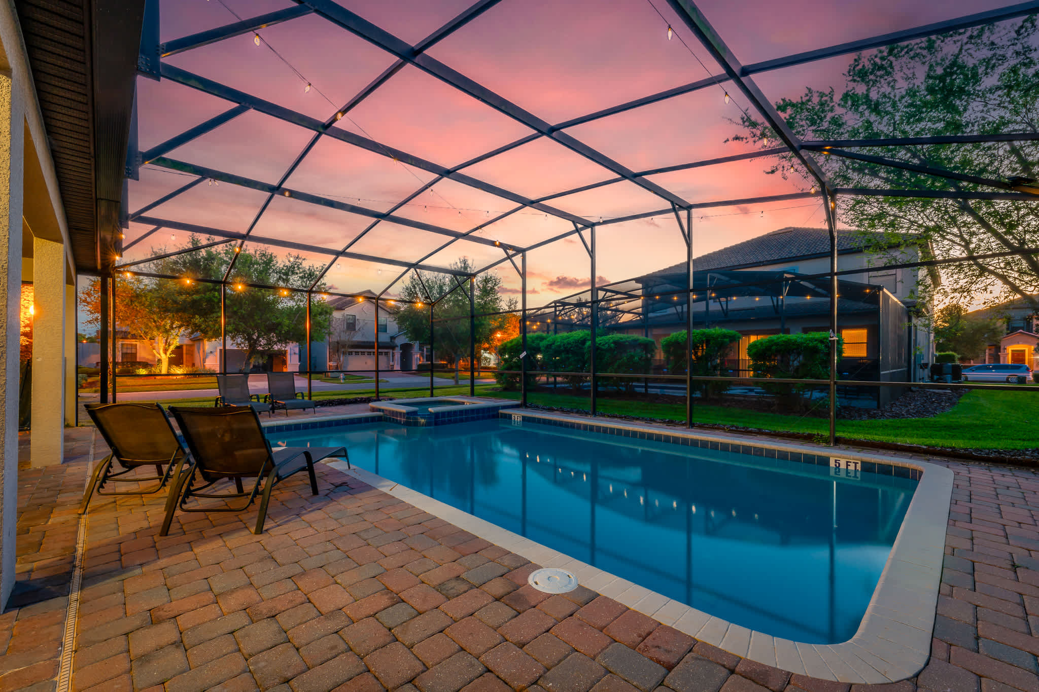 Spacious villa w/pool & hot tub, game & theater