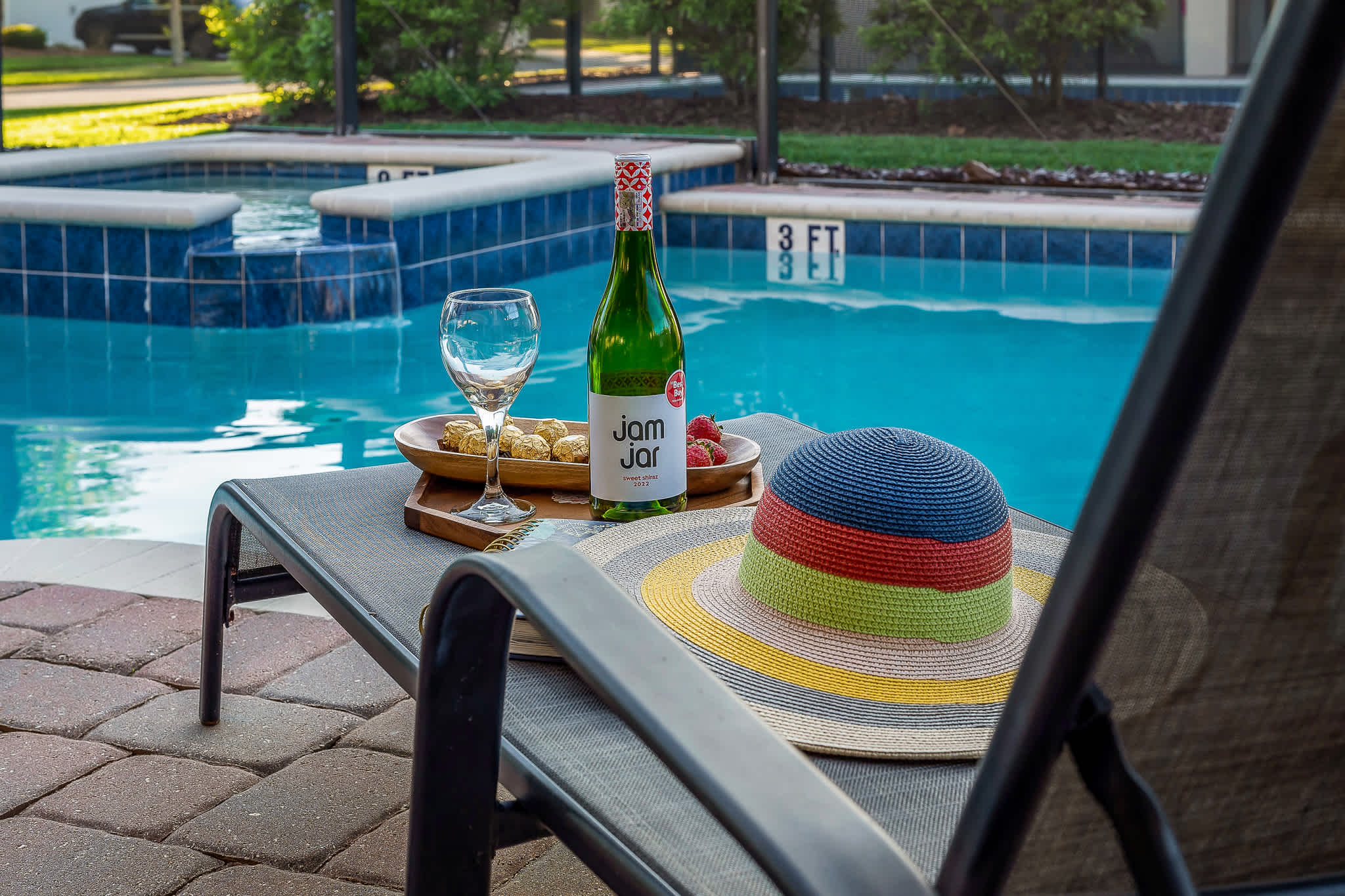 Spacious villa w/pool & hot tub, game & theater