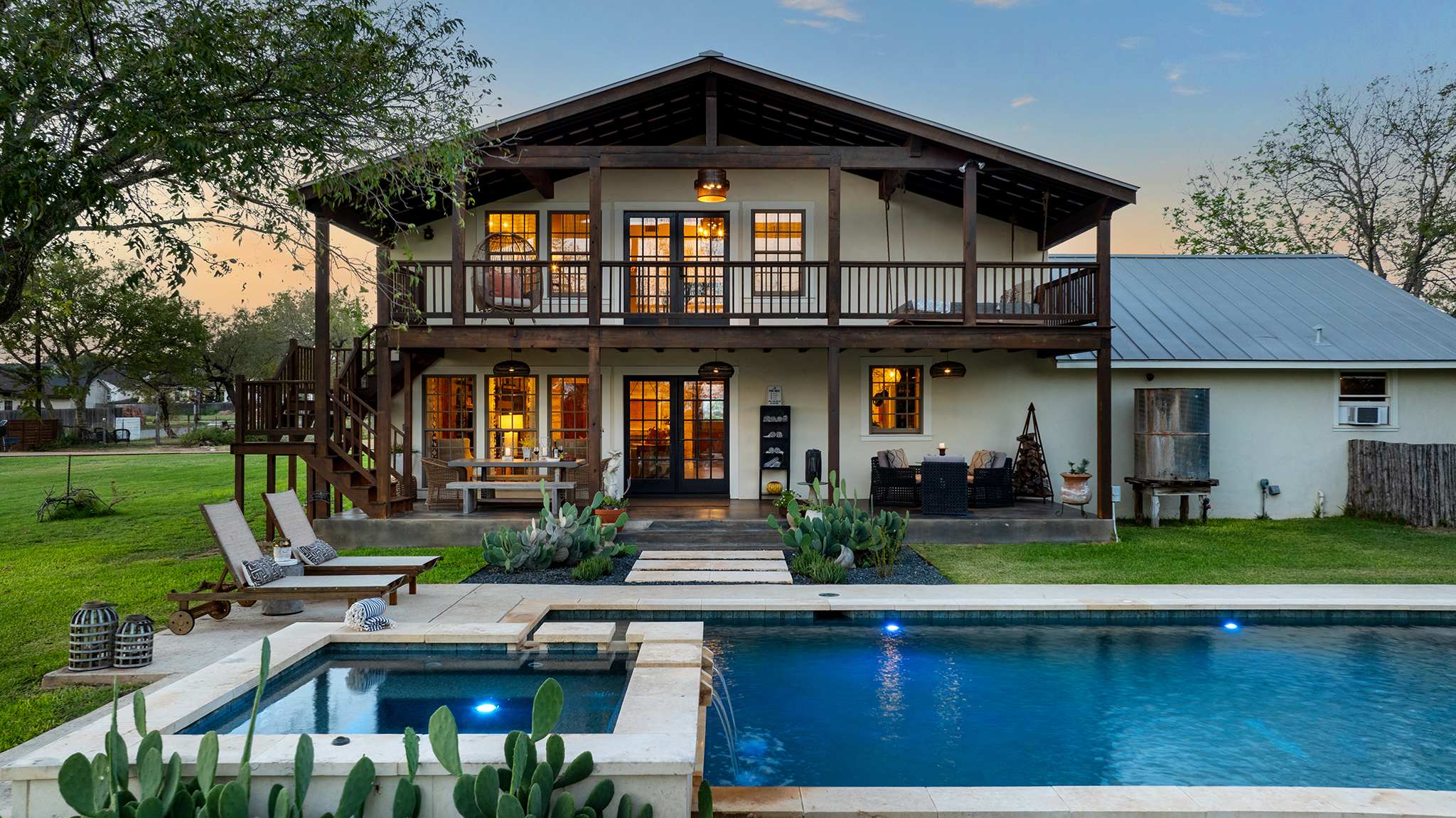 Rockhouse at Ololo, Hot Tub, Pool, Close to Main! — Fredericksburg, TX — vacation rental