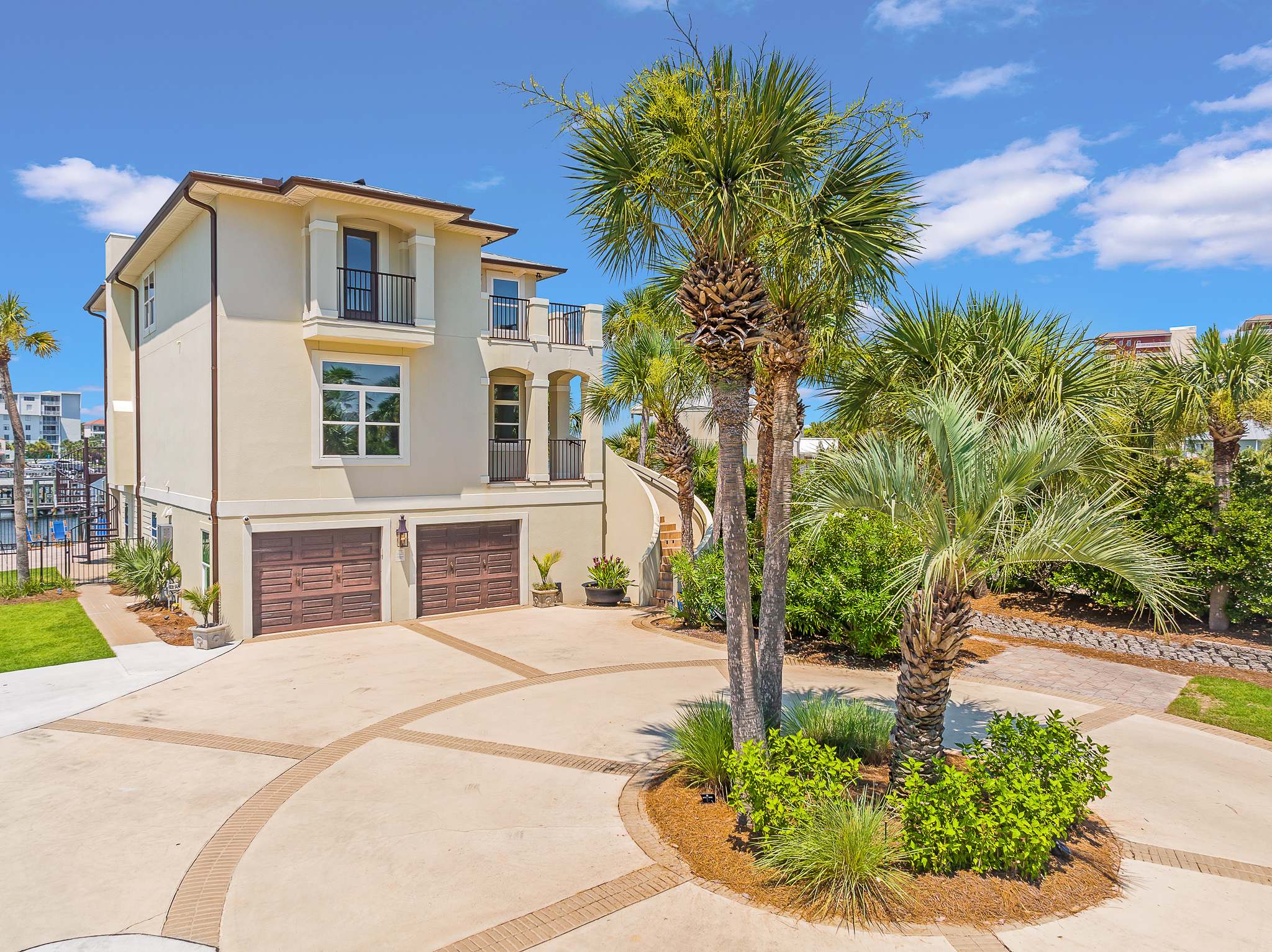 Waterfront Mansion, Boat Slips, Pool | Sun Kissed