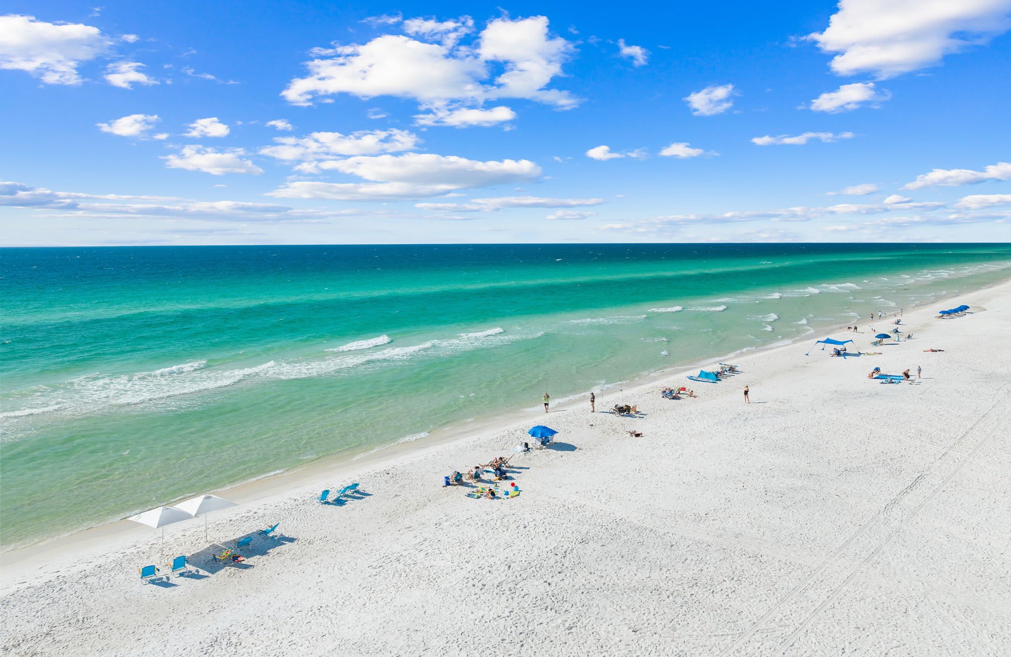 Pool & HotTub, Elevator | Seagrove Palace