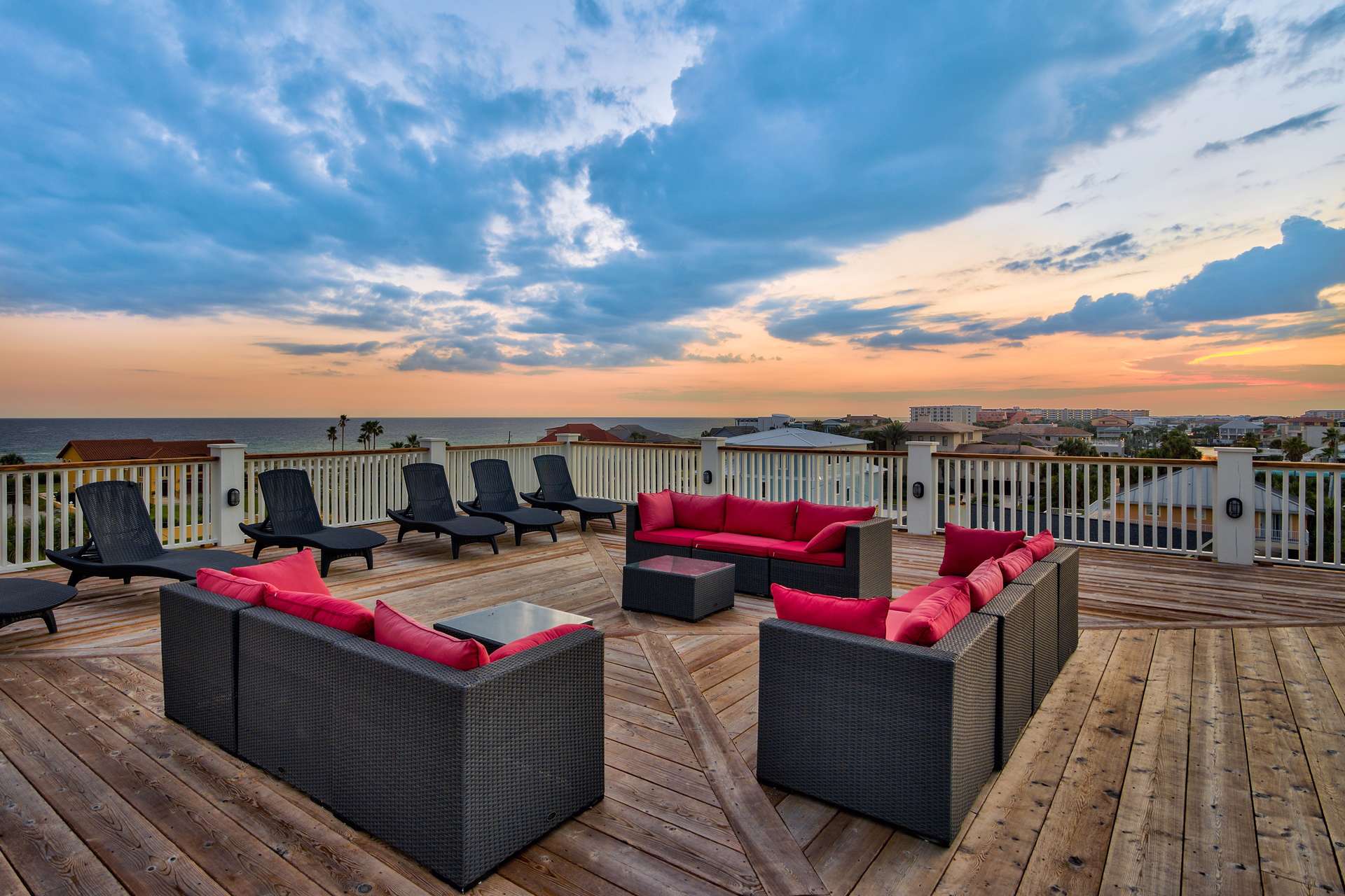 Beach & Harbor View Rooftop Deck | Admirals Palace