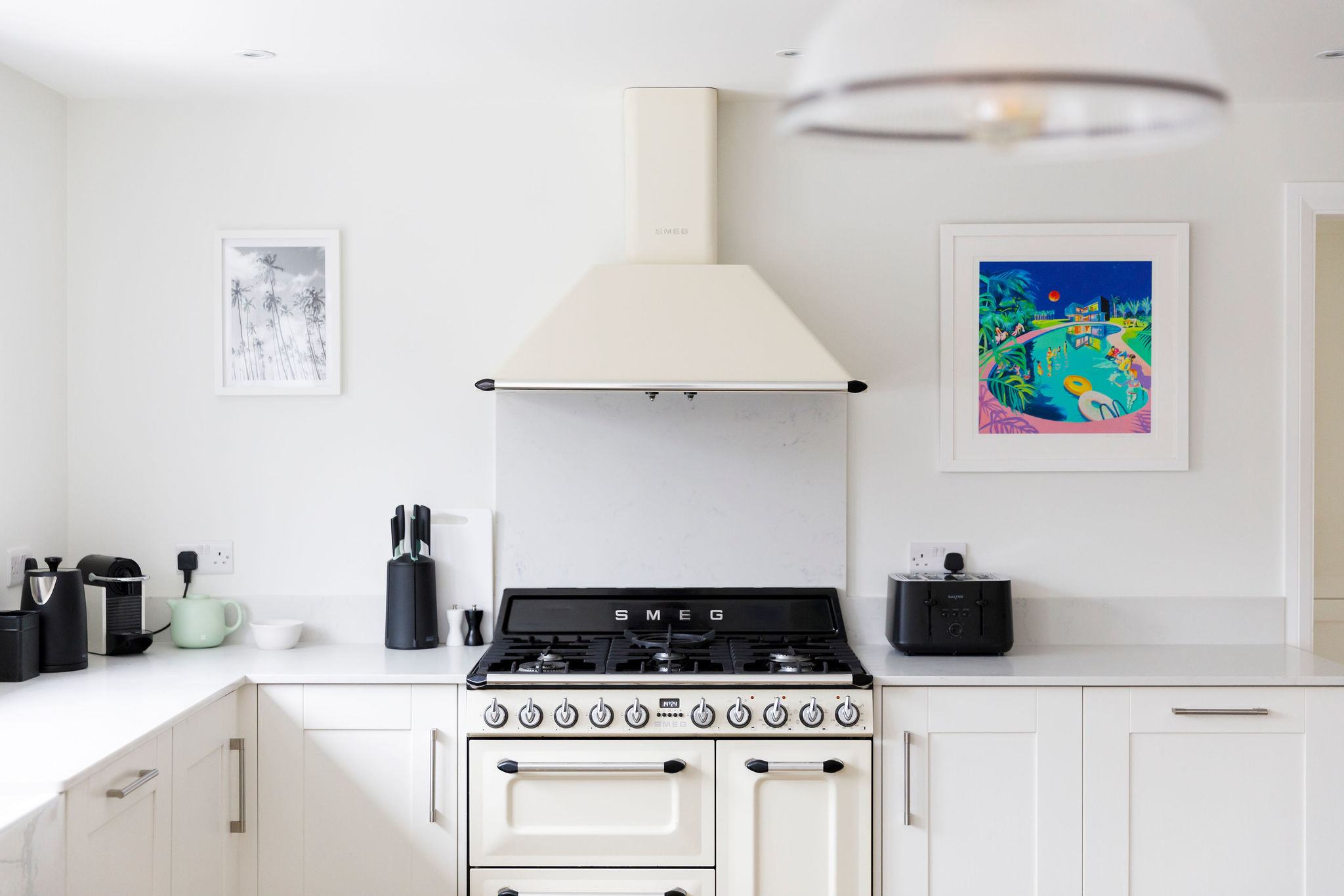 In the spacious kitchen there is a Smeg oven with gas hob, toaster, kettle and Nespresso machine to use during your stay.