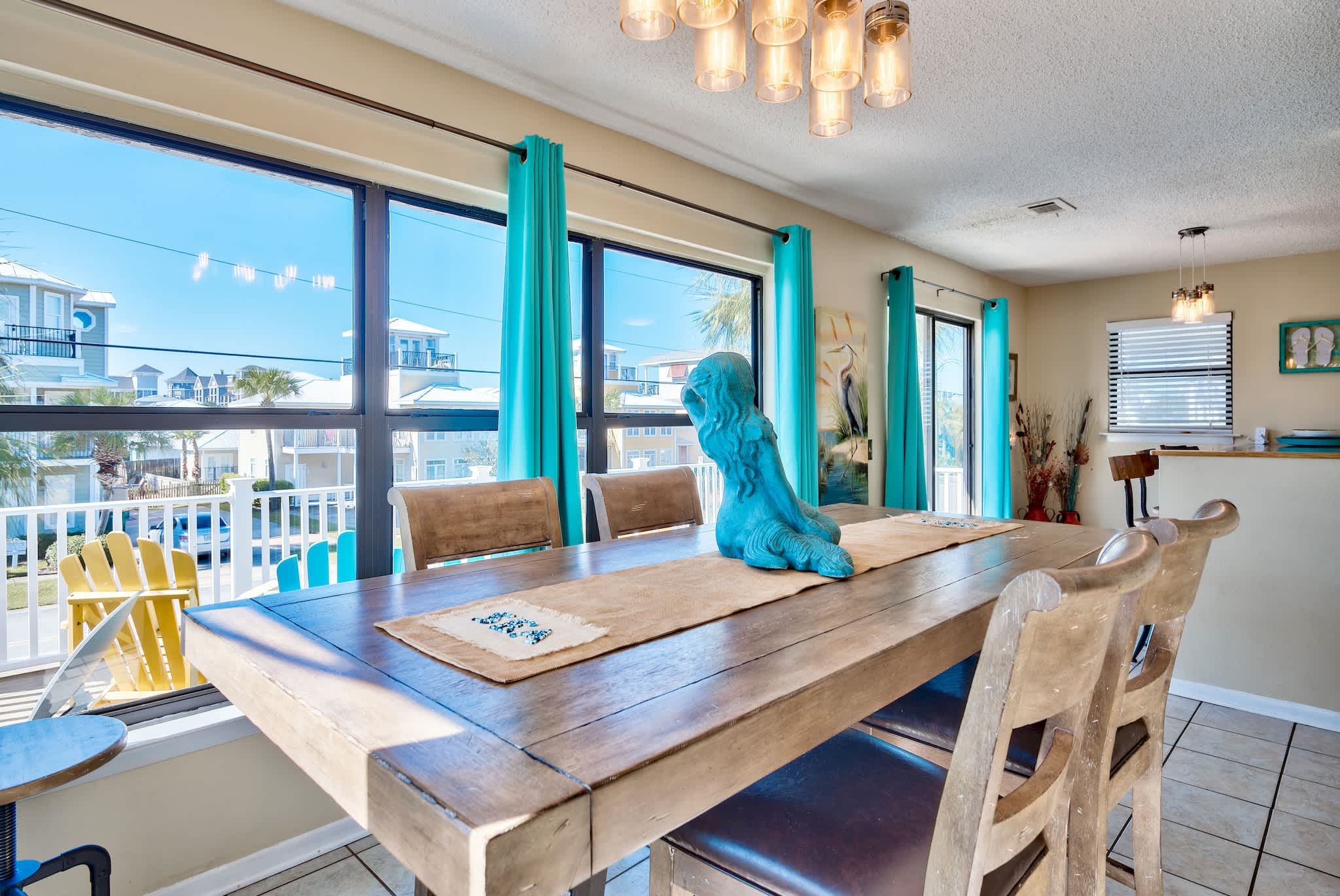 Beach Views, Heated Pool, Tiki Bar | Salty Skipper