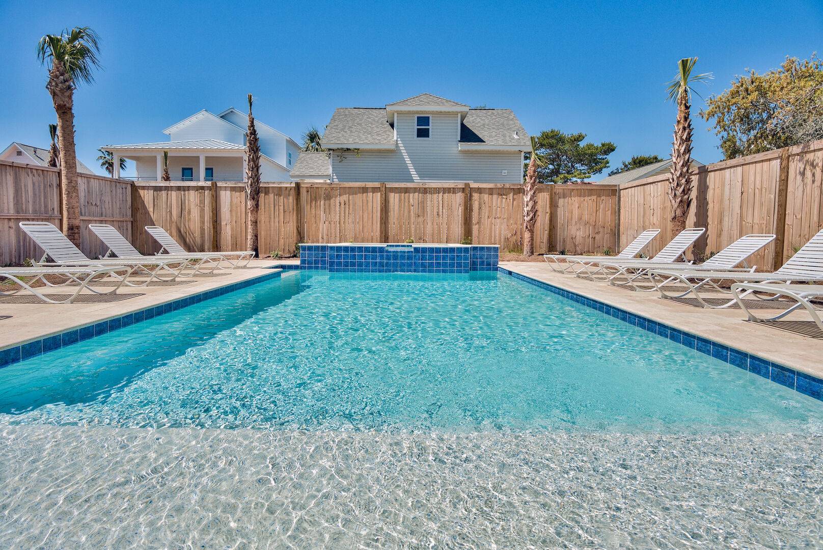 Pool & Spa, Game Room, Pet-Friendly | Kings Court