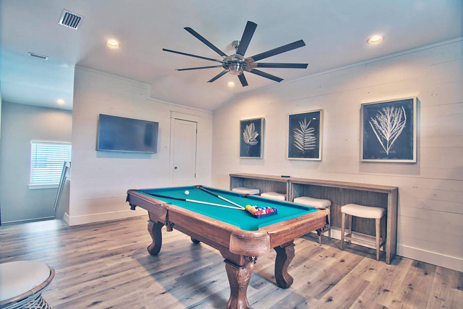 Pool & Spa, Game Room, Pet-Friendly | Kings Court