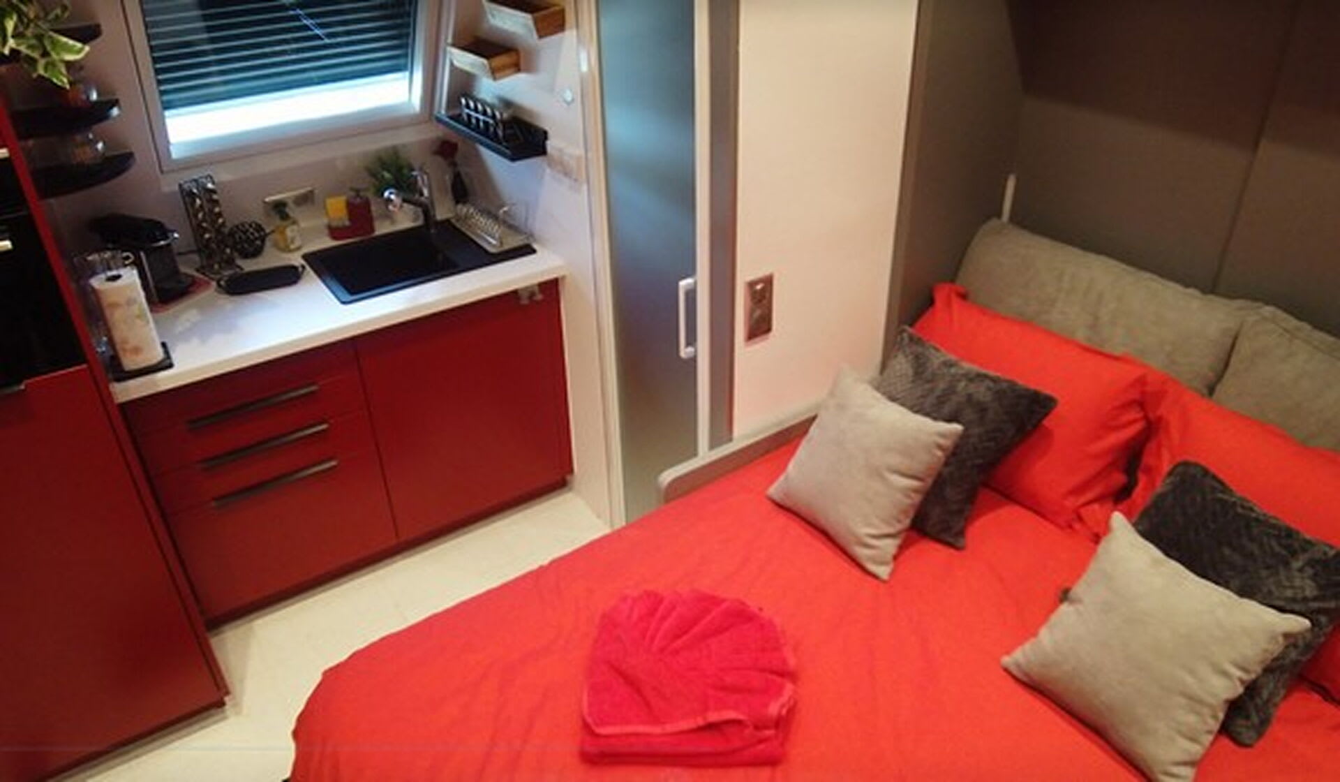 View 9