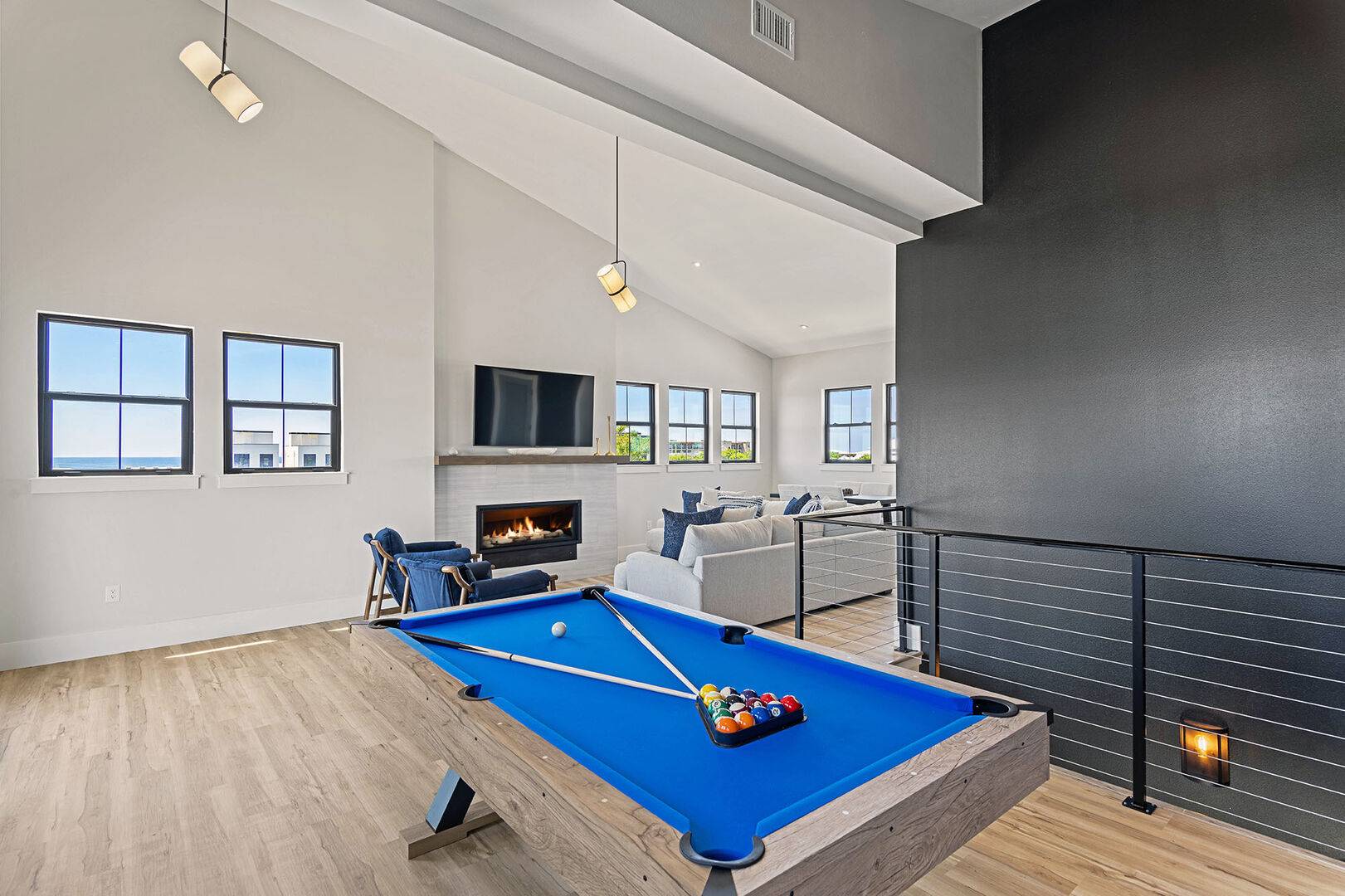 Golf, Pool & Hot Tub, Game Room | Emerald Palace