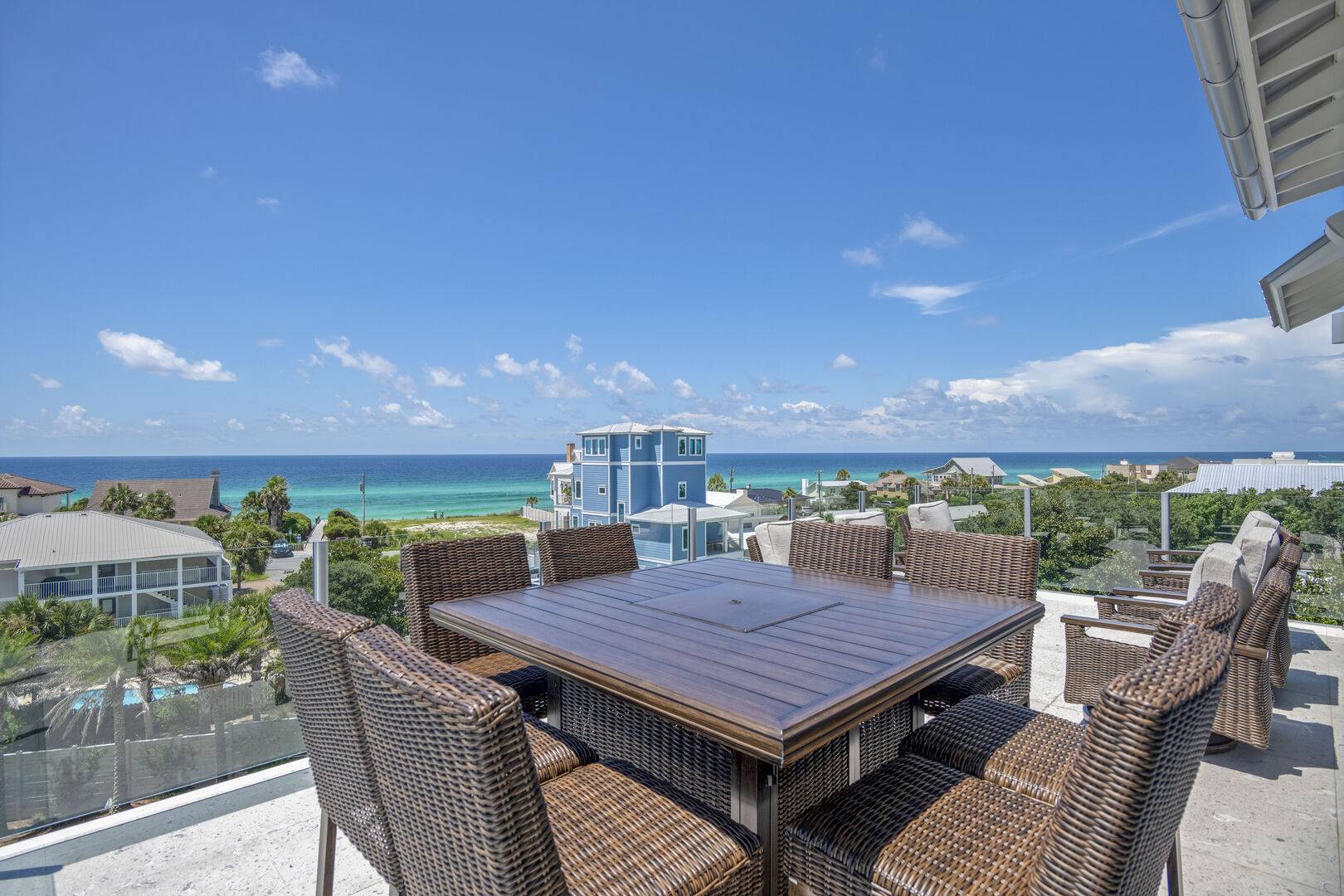 NEW Beach View, Private Deeded Beach Access, Gym, Pool | Carousel