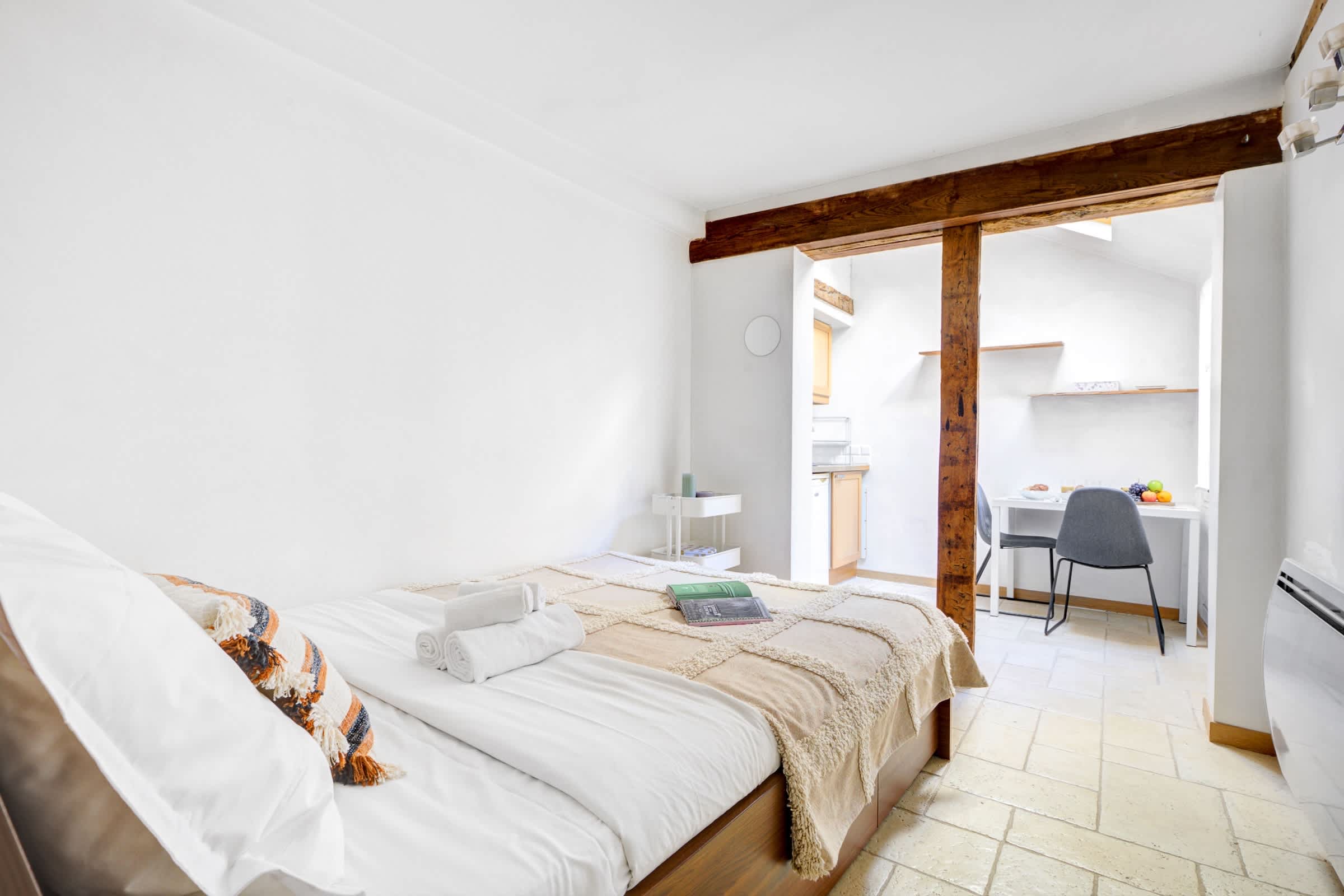 Charming Studio in the Heart of Ile Saint-Louis - Photo 1