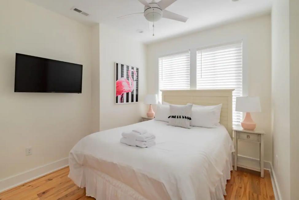 Bedroom #2: Queen Bed + TV + Ceiling Fan