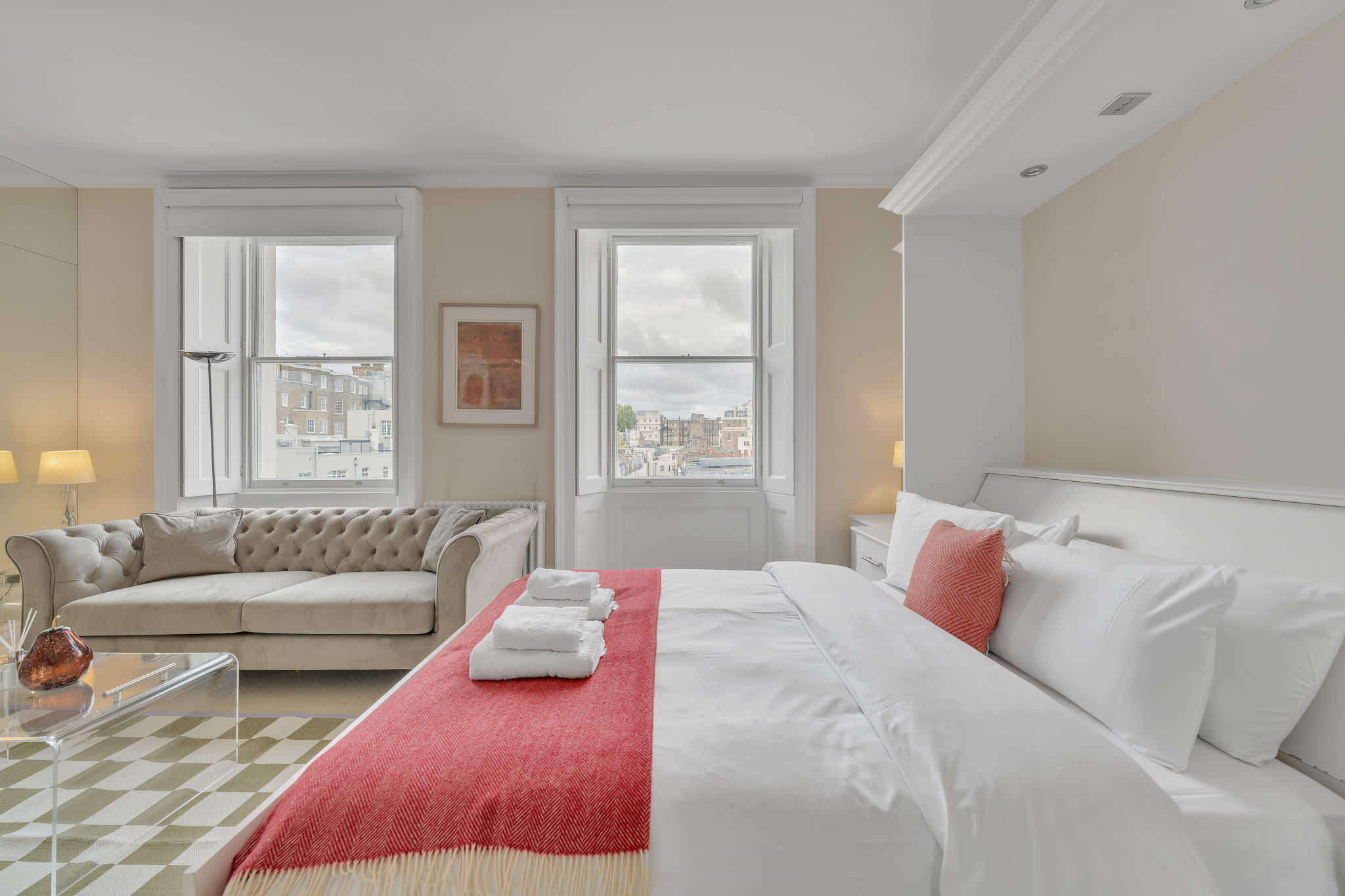 Bright Studio in Belgravia with views in Lyall Street SW1 - Property image 3 - VivreStays