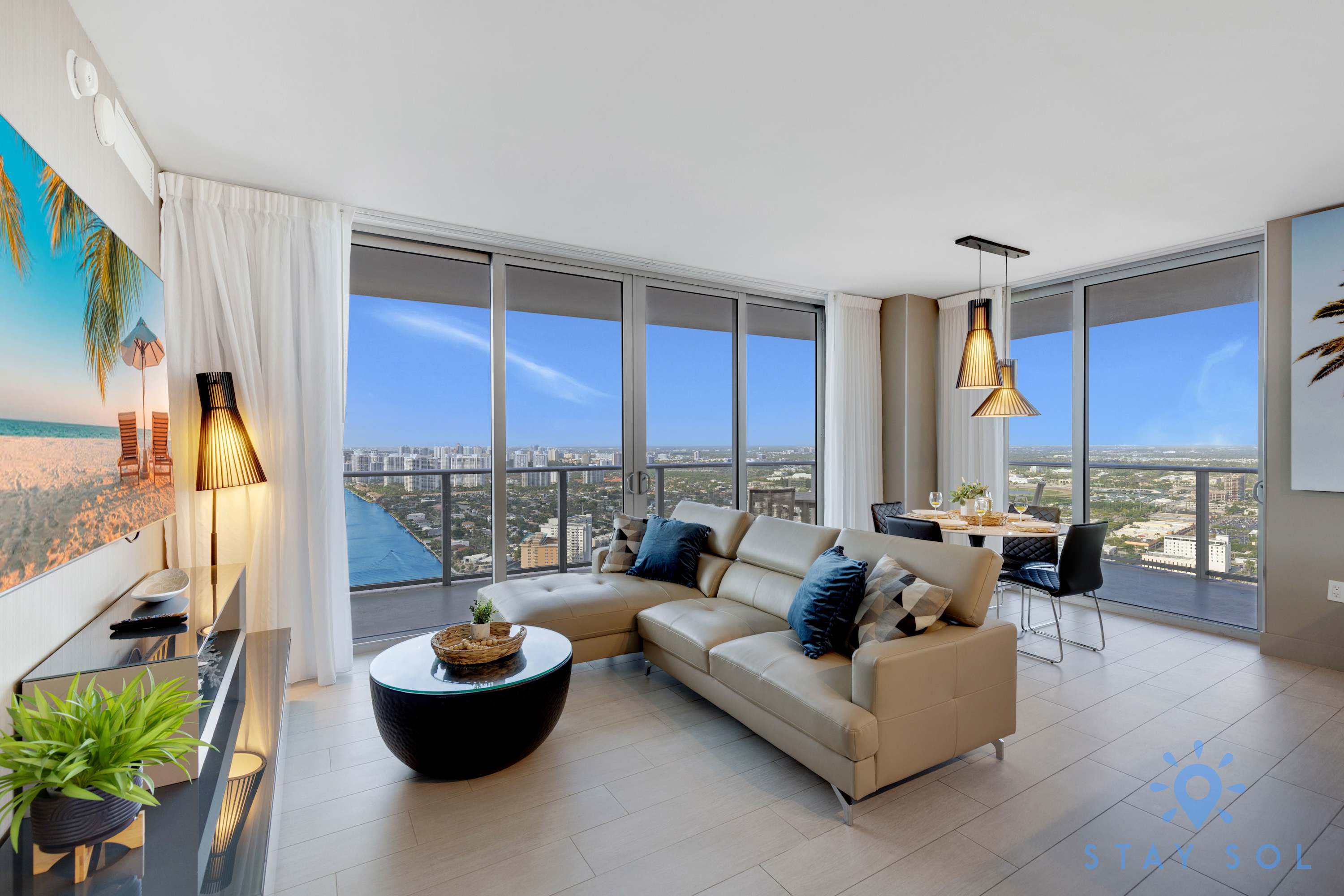 3BR Apartment with Views and Complementary Parking