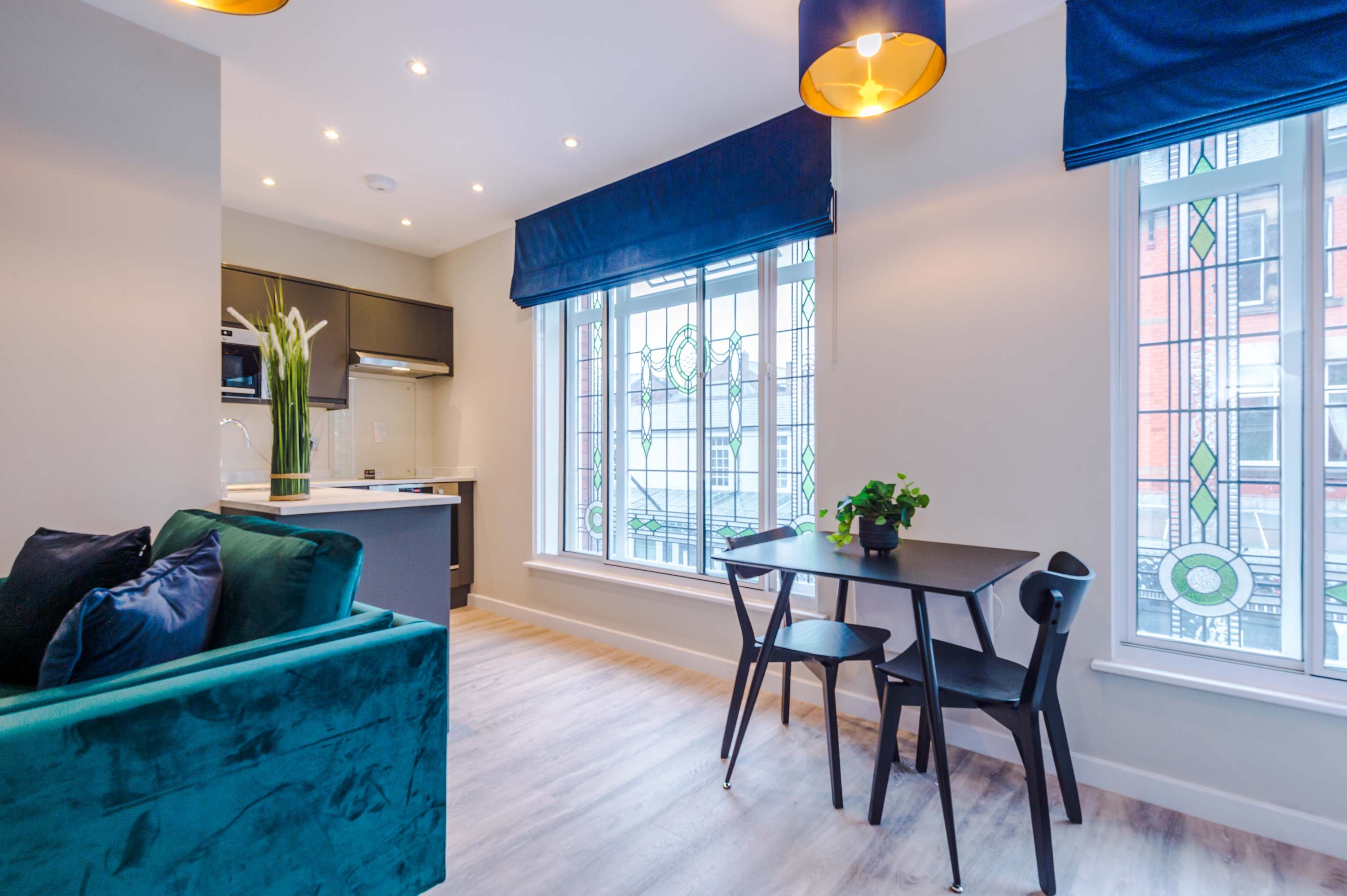 Bright & Spacious Studio | Elysée Suites Southport - Picture 17