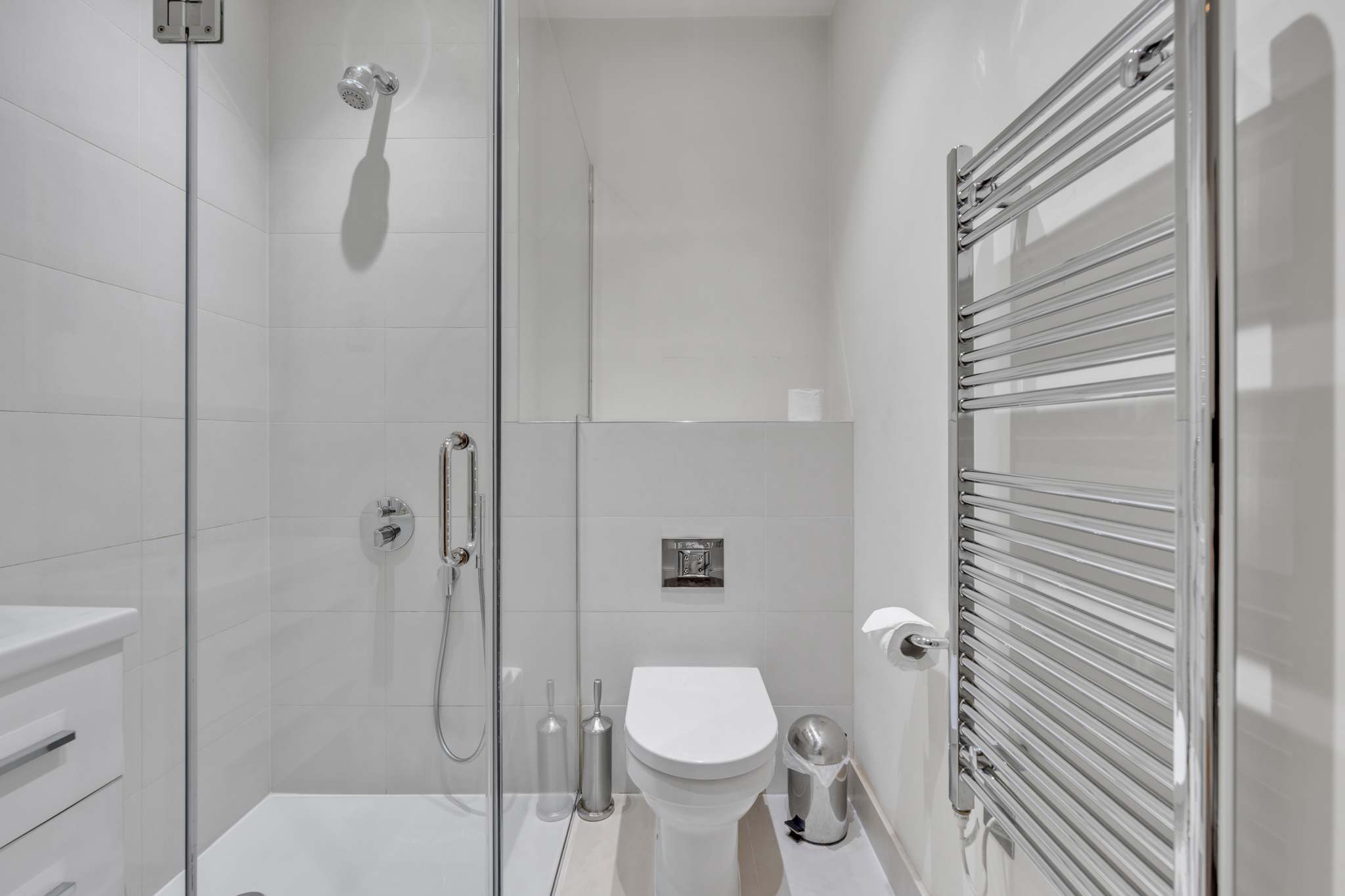 Luxurious 4-Bed Mews House in London in Shepherd Street W1J - Property image 19 - VivreStays