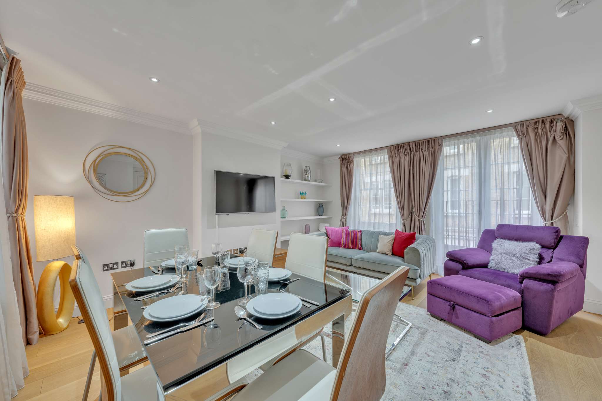 Luxurious 4-Bed Mews House in London in Shepherd Street W1J - Property image 10 - VivreStays