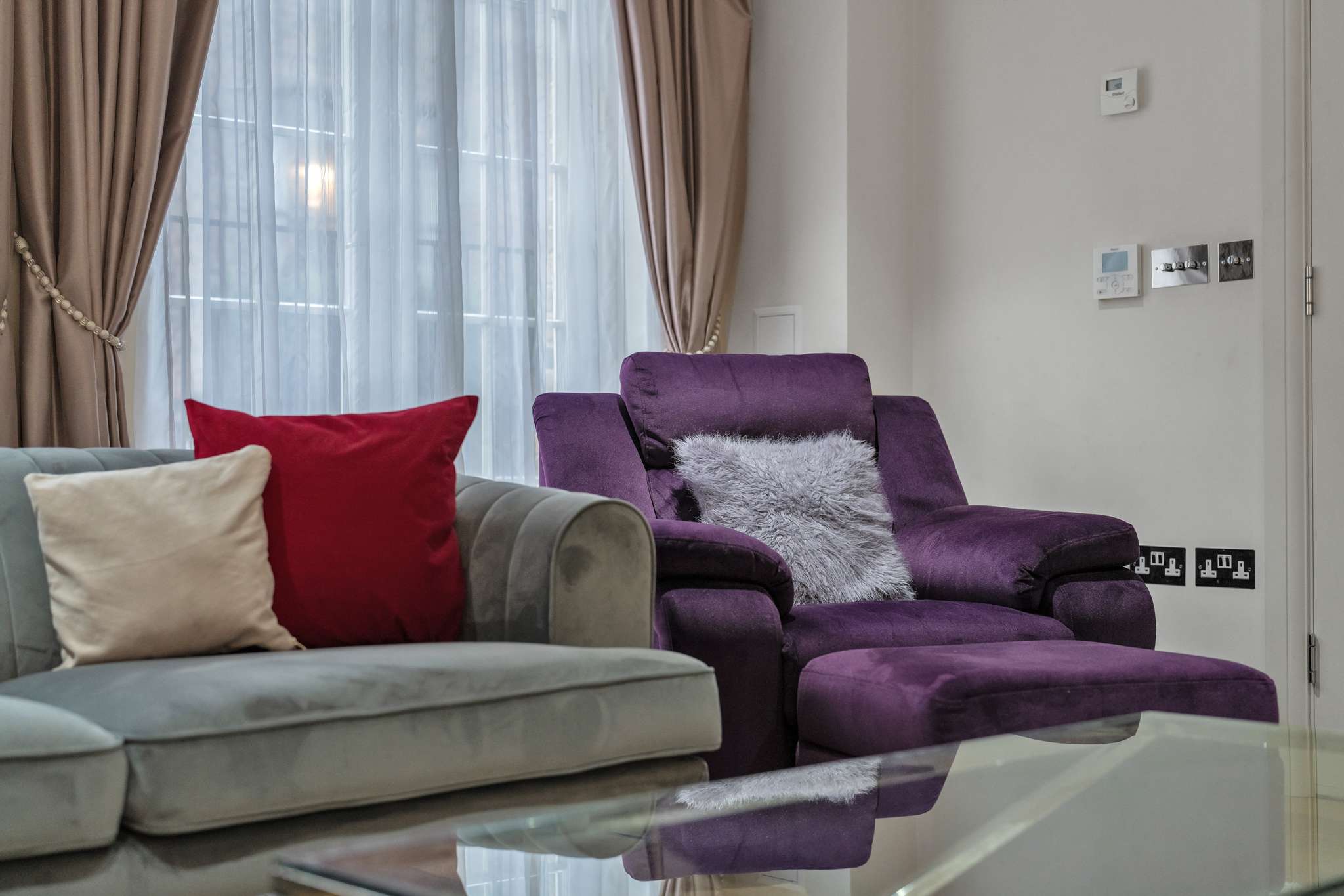 Luxurious 4-Bed Mews House in London in Shepherd Street W1J - Property image 11 - VivreStays