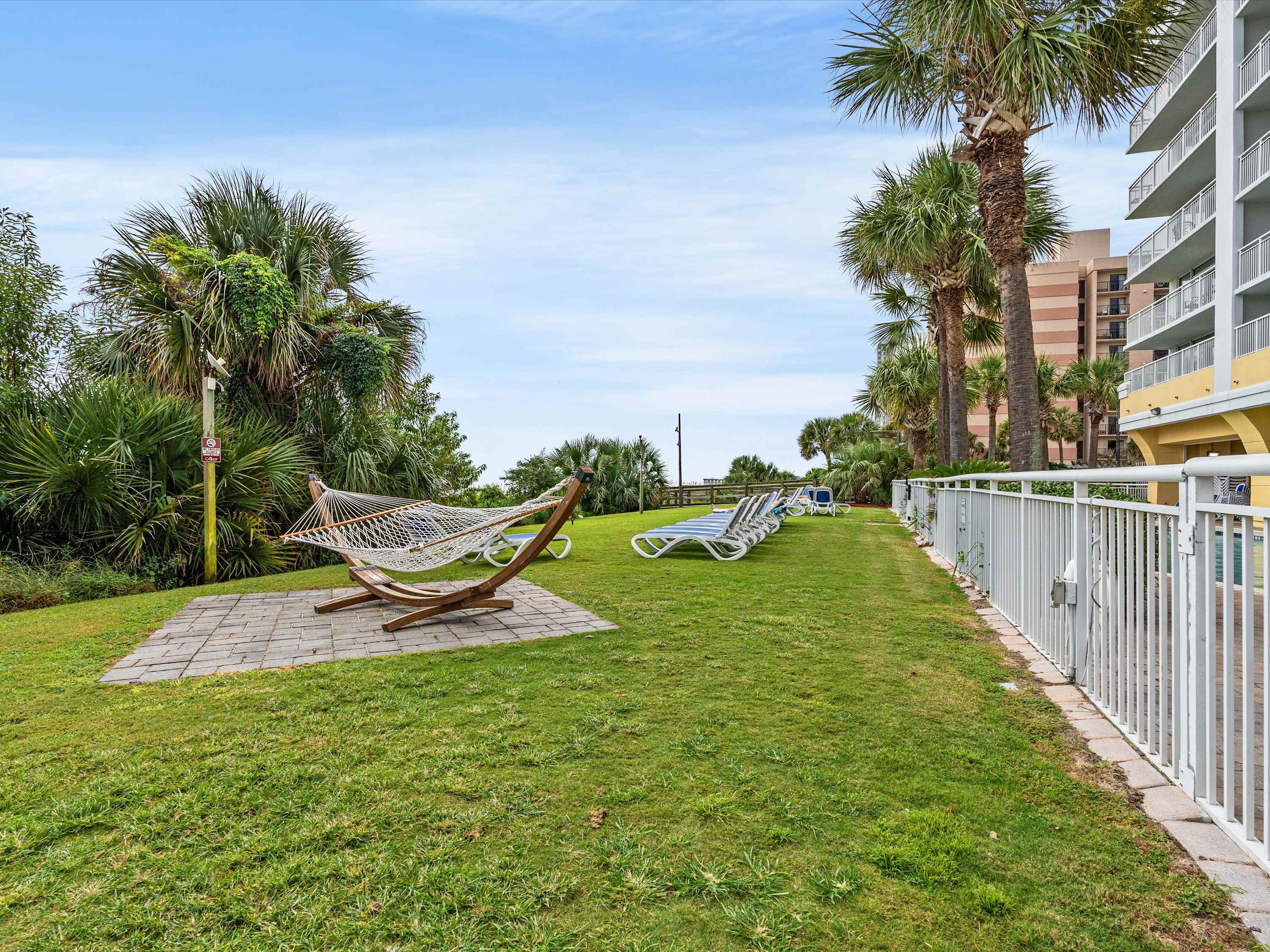 Instaworthy Oceanfront Oasis lazy river hot tubs | Photo 21