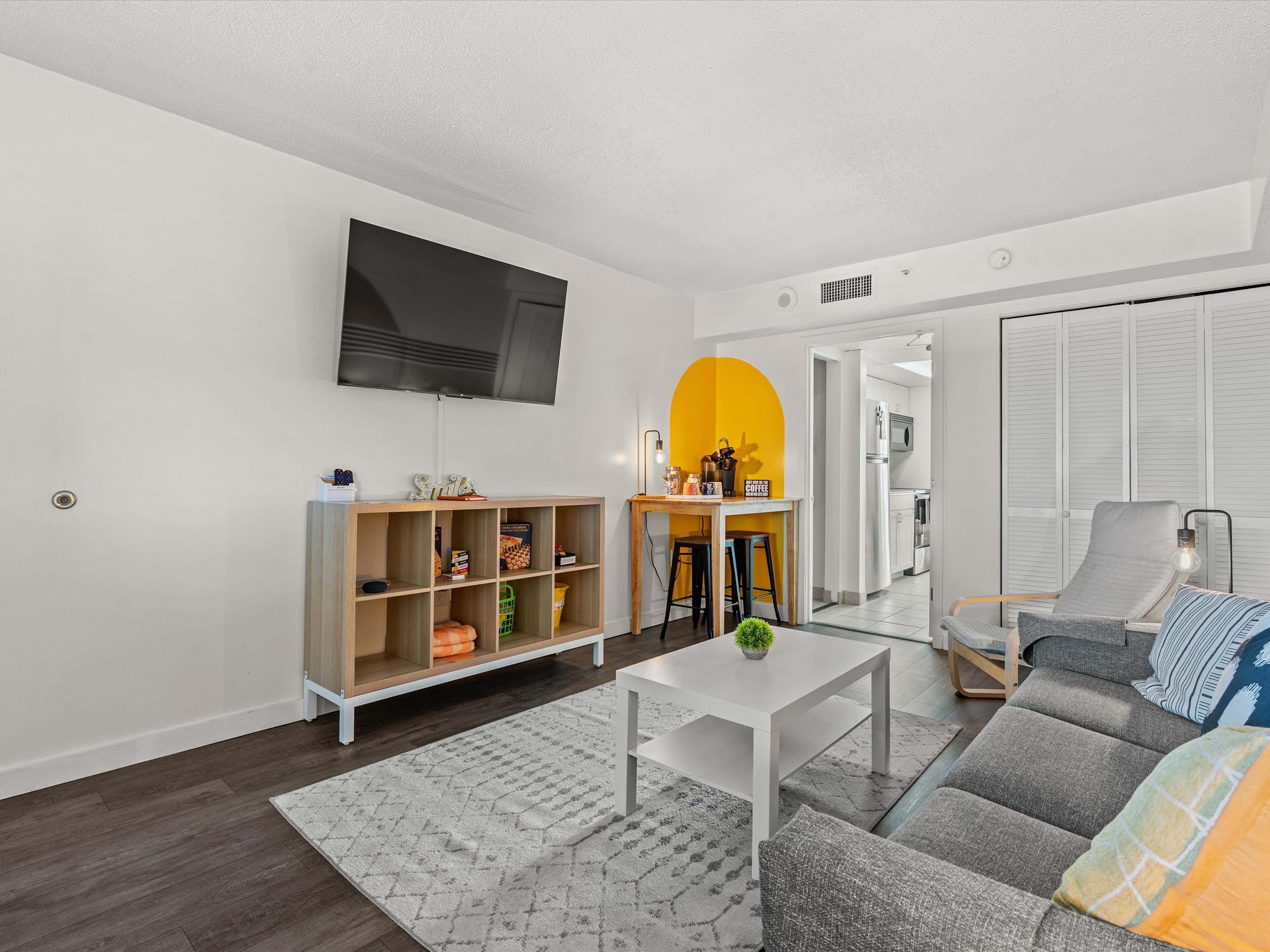 Instaworthy Oceanfront Oasis lazy river hot tubs | Photo 8