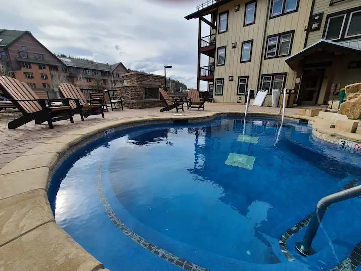 Top-Notch | Locker & Hot Tub | Resort | Ski-in/out