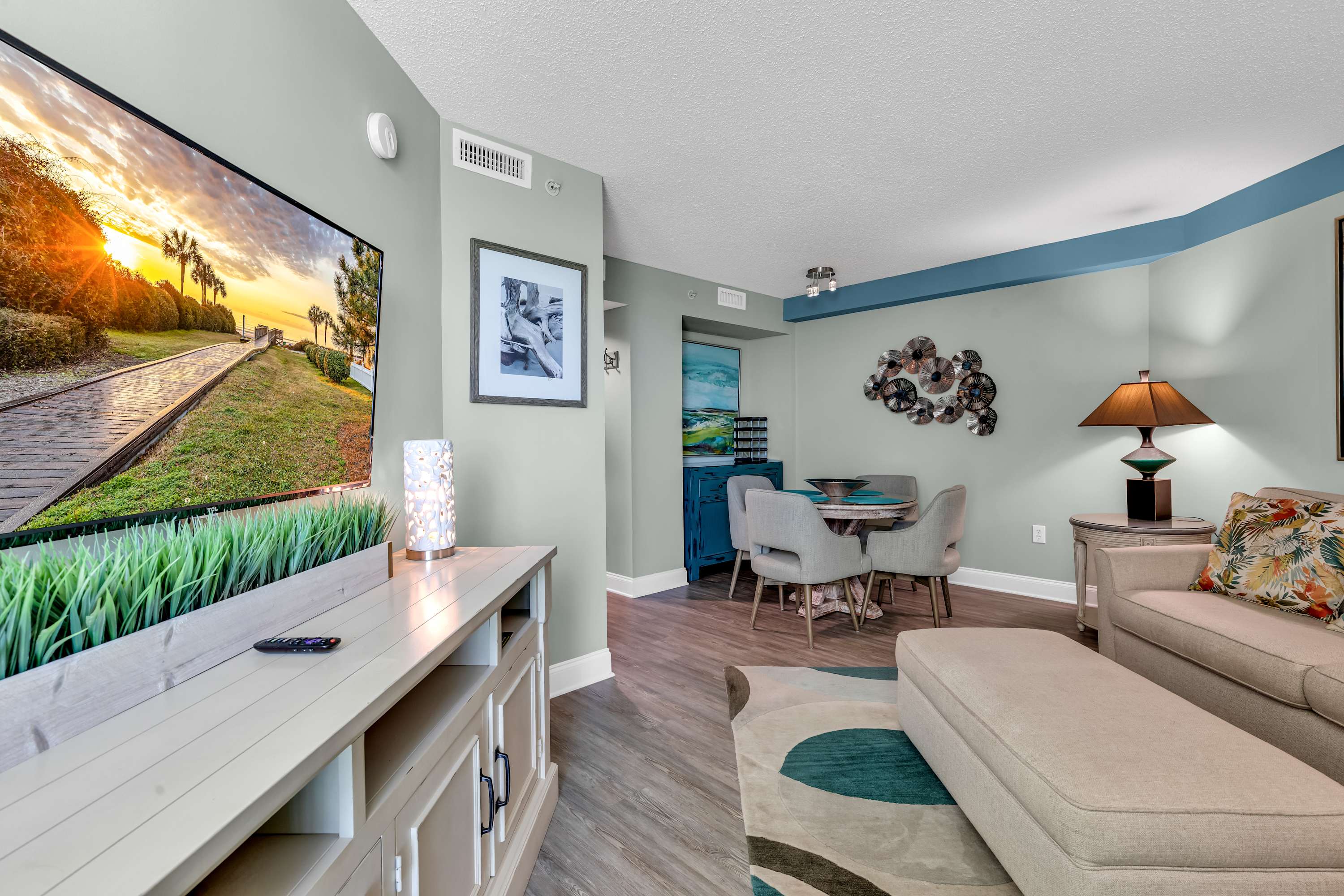 Sandy Beach Resort 1705 Oceanfront Views | Photo 3