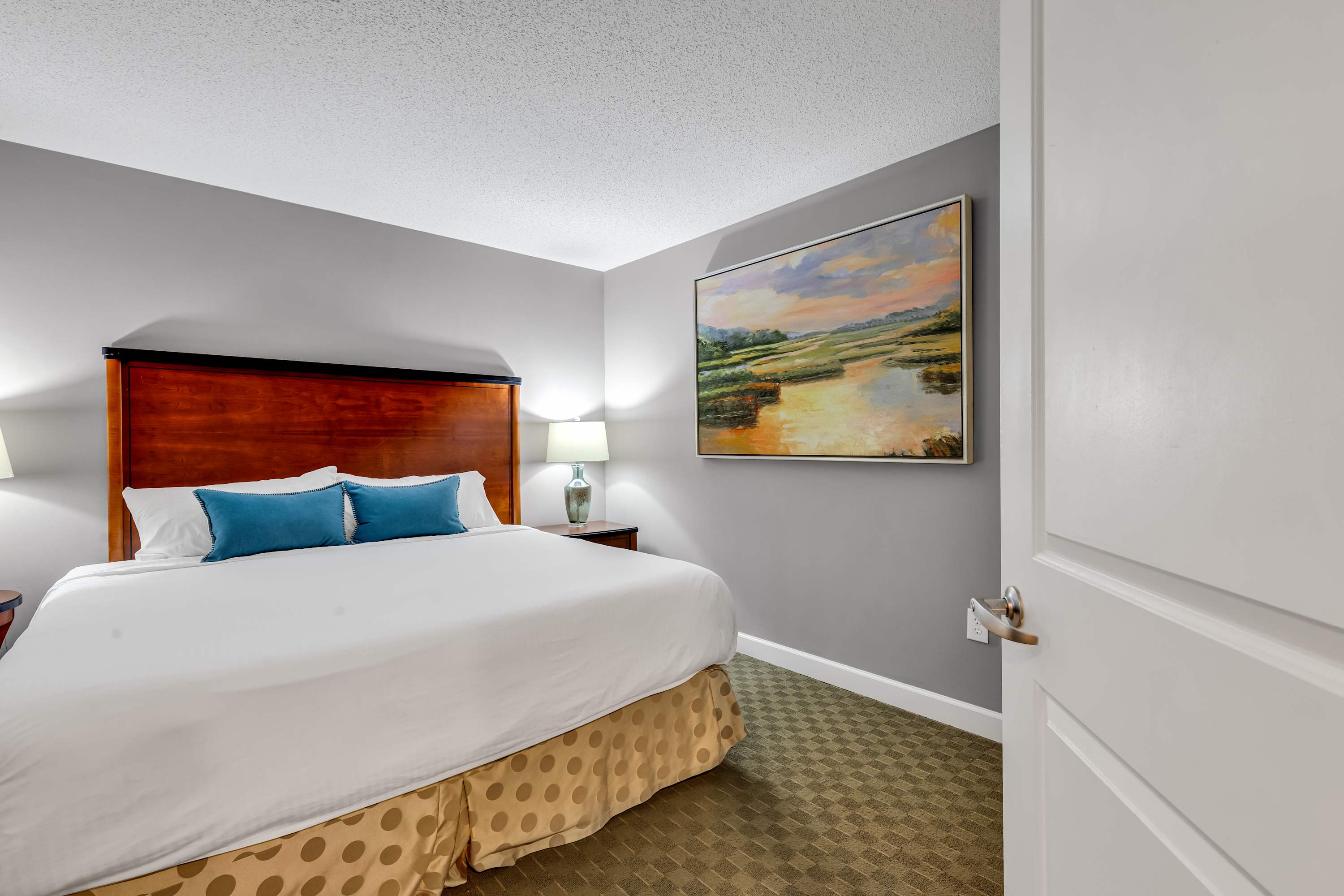 Oceanfront Perfect Couples Getaway | Photo 4