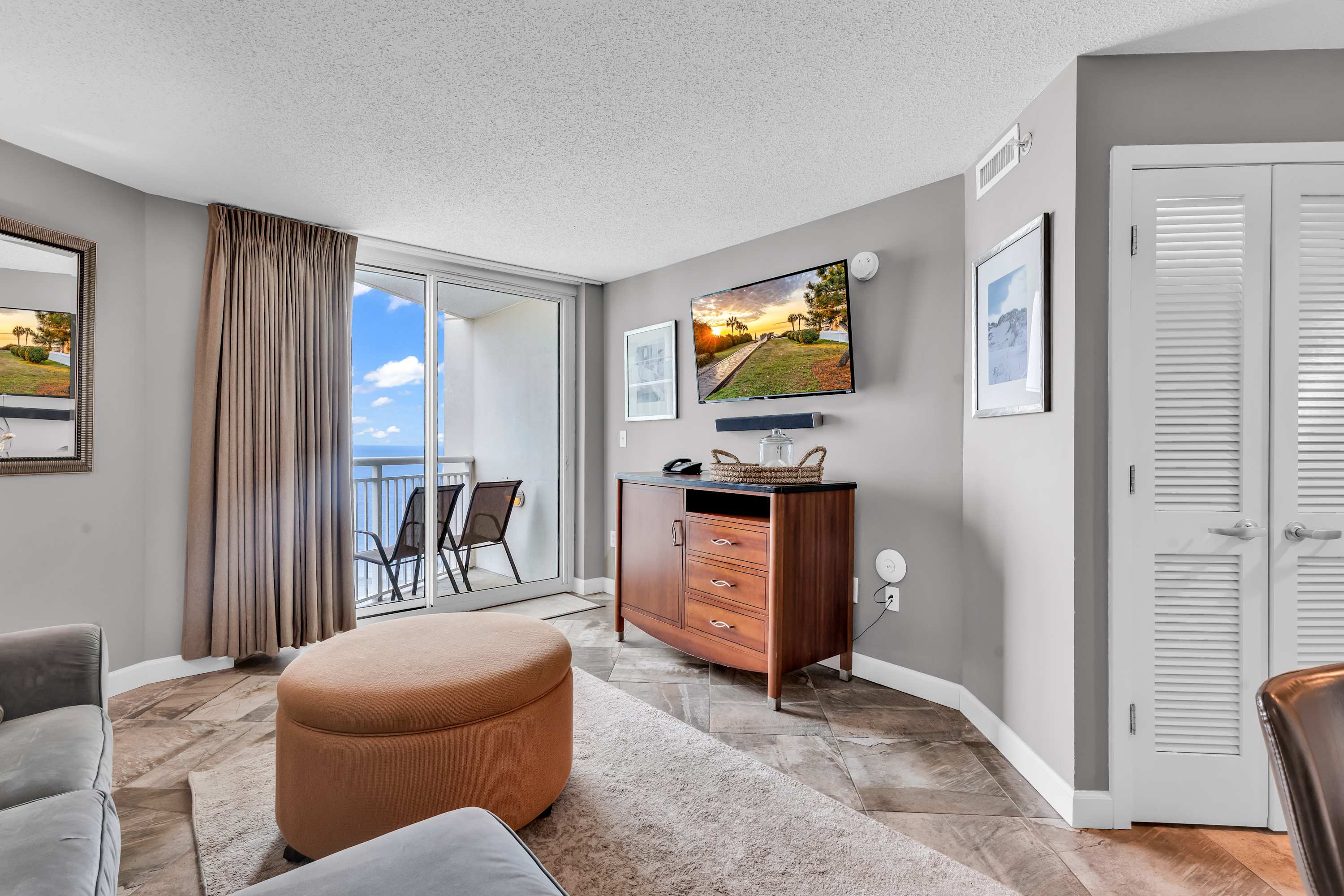 Oceanfront Perfect Couples Getaway | Photo 20