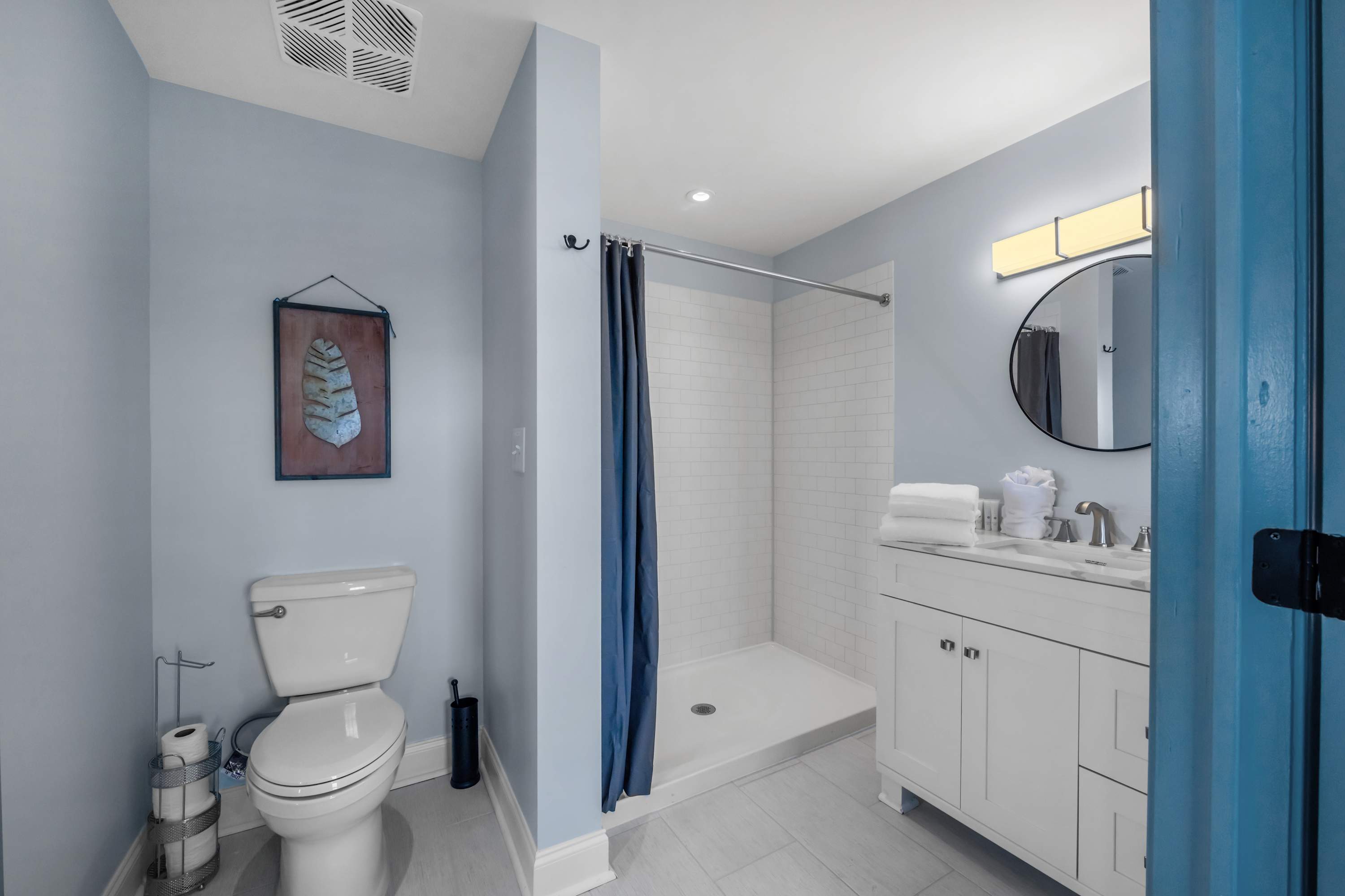 Discover Conway Trendy Downtown Loft | Photo 8