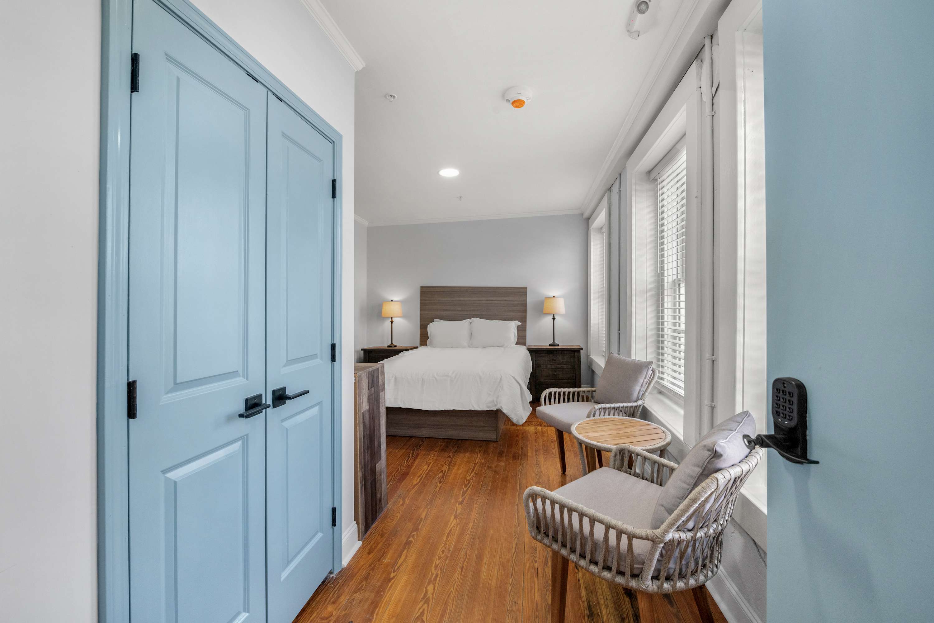 Modern Retreat in the Heart of Conway | Photo 6