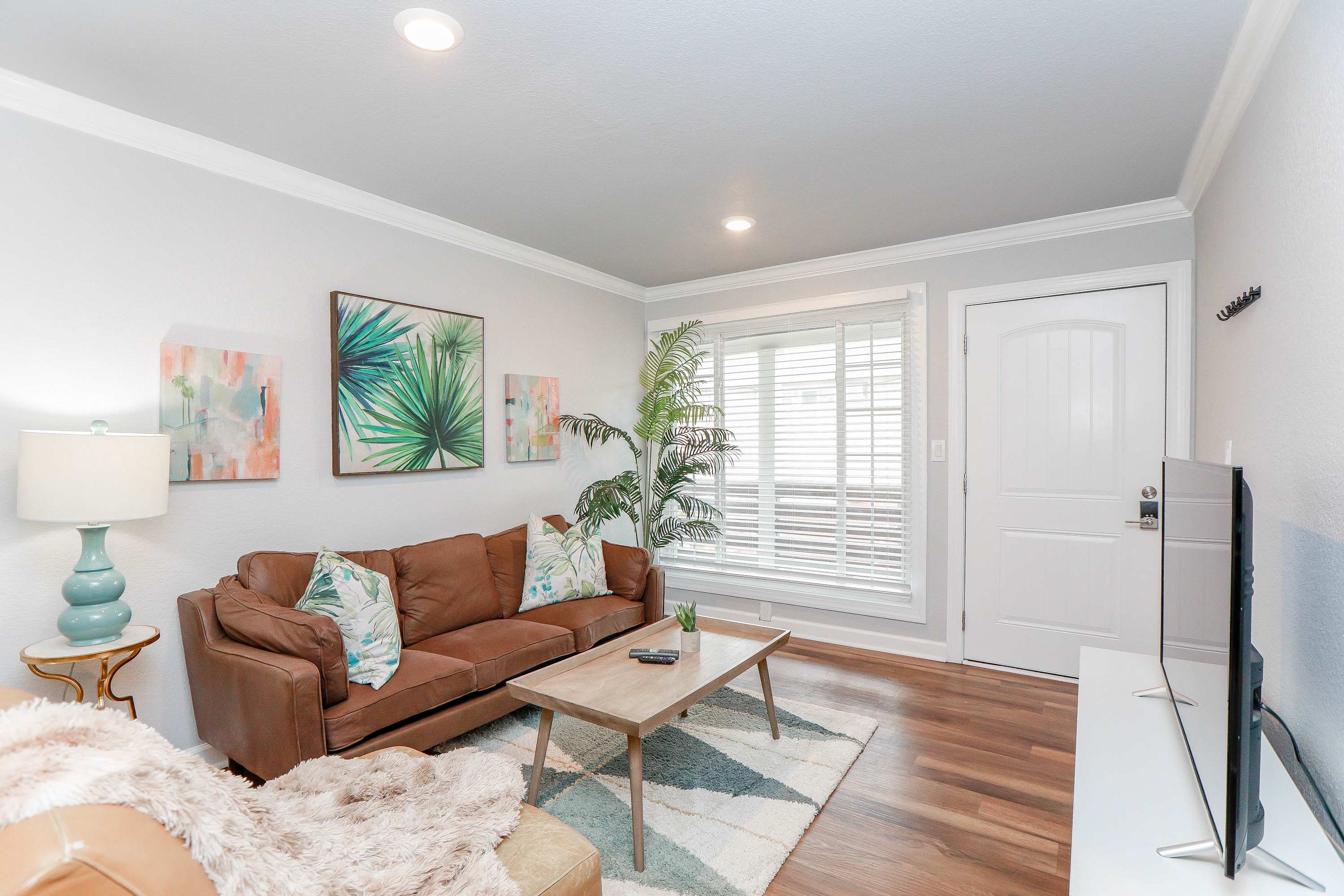 Sojourn's Tide Suite at Beach Cottages — Norfolk, VA — vacation rental