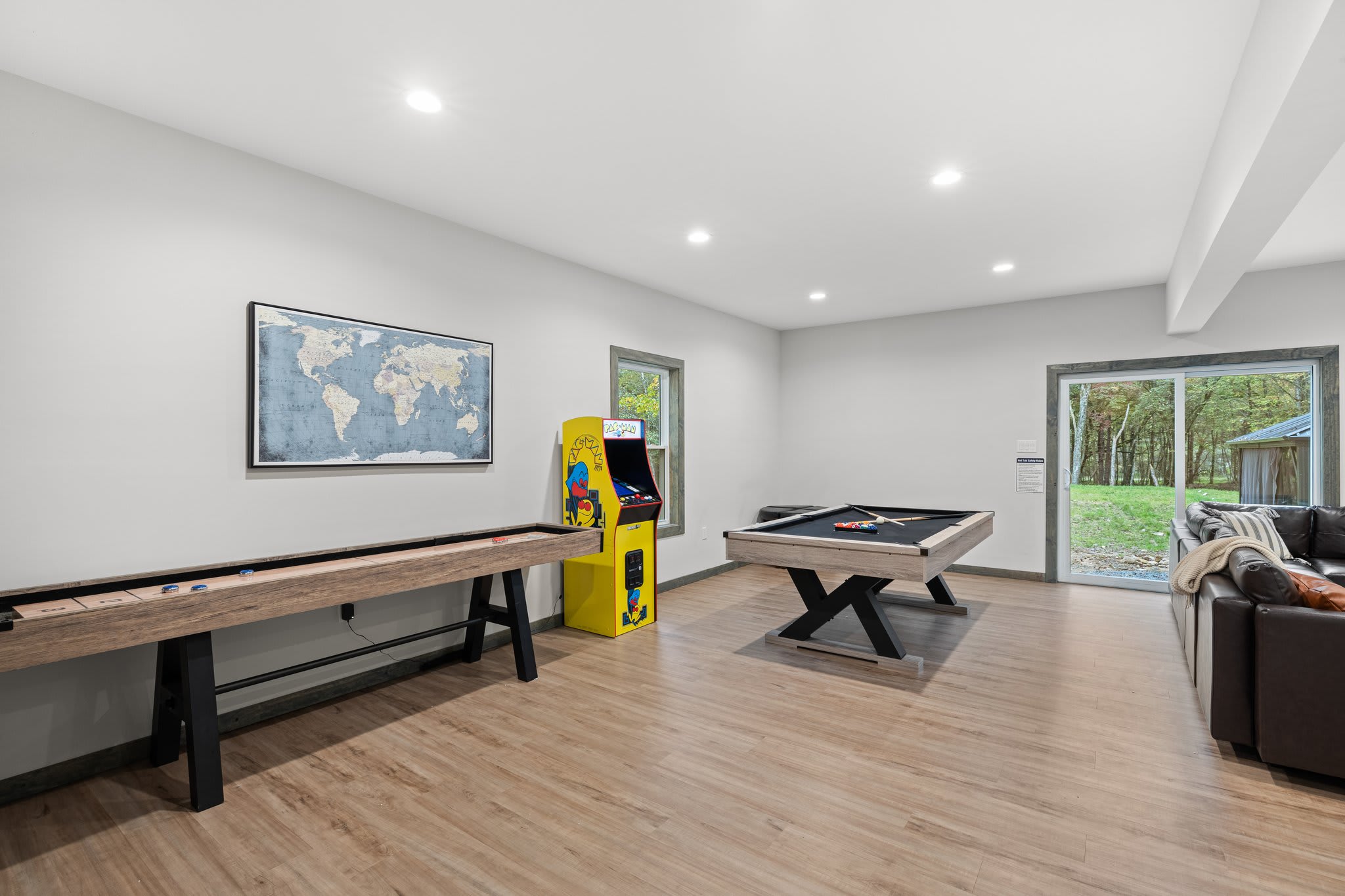 This game room has something for everyone. Whether you're lining up a shuffleboard shot or chasing a high score, it's all here.