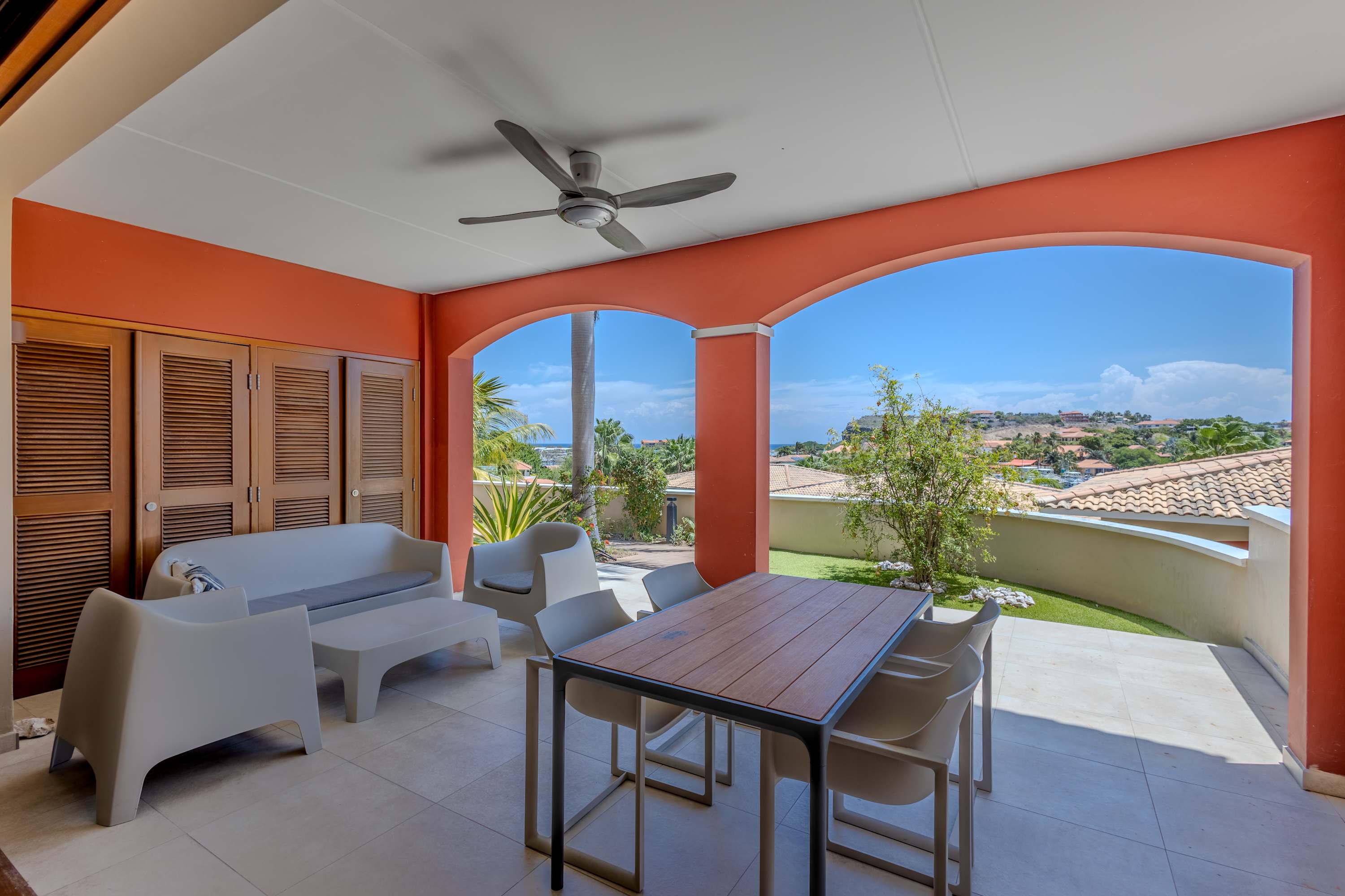 Spanish Water Resort - Ocean View 4