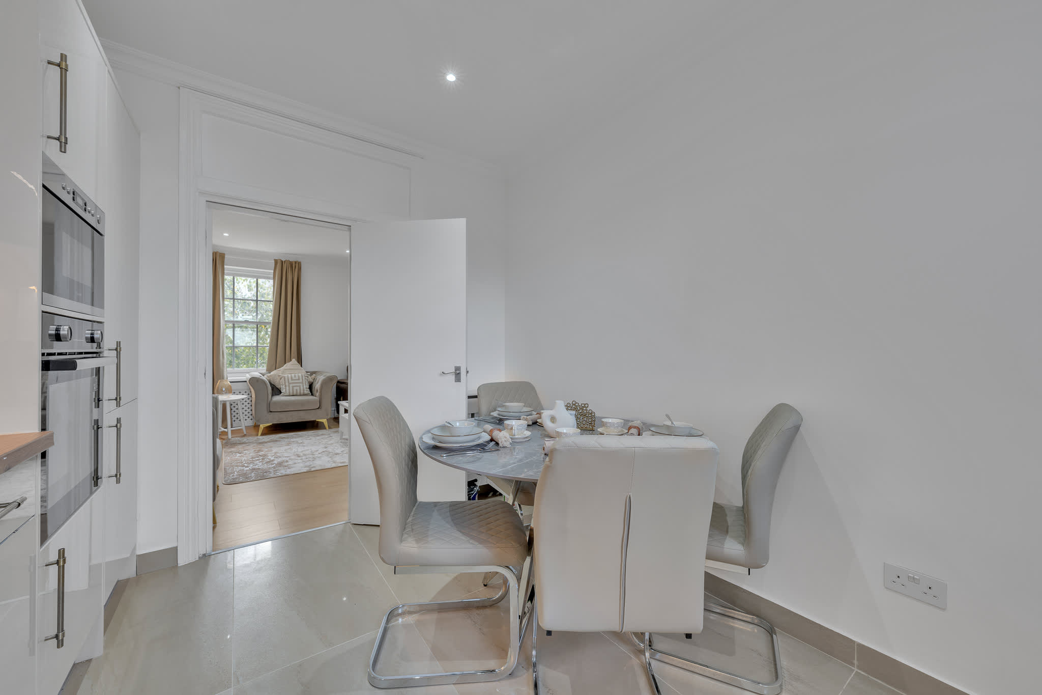 Charming 3B Apartment in Paddington Station in Chilworth Street W2 - Property image 11 - VivreStays