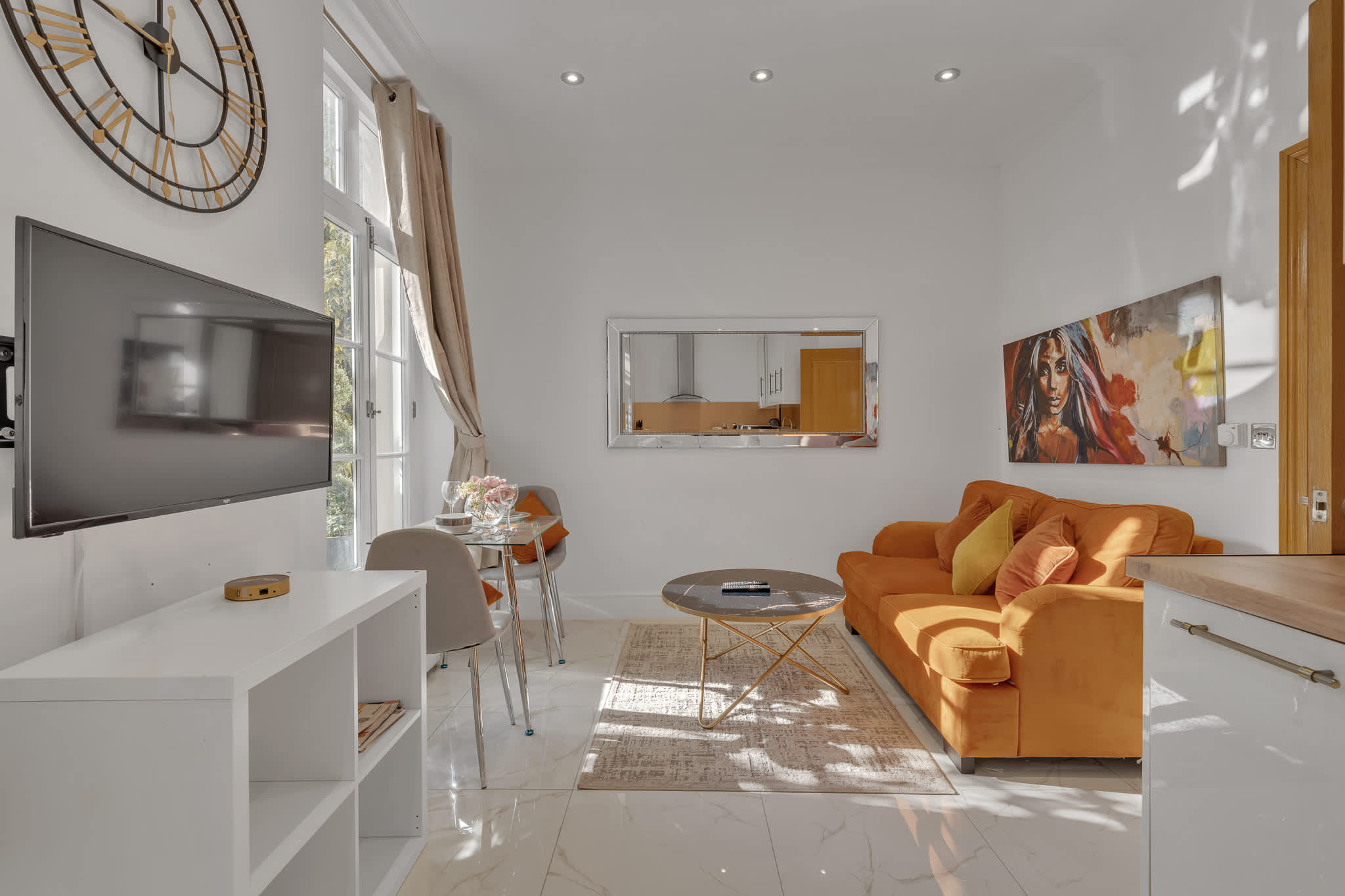 Charming 1B Victorian Apartment with Balcony in Chilworth Street W2 - Property image 3 - VivreStays