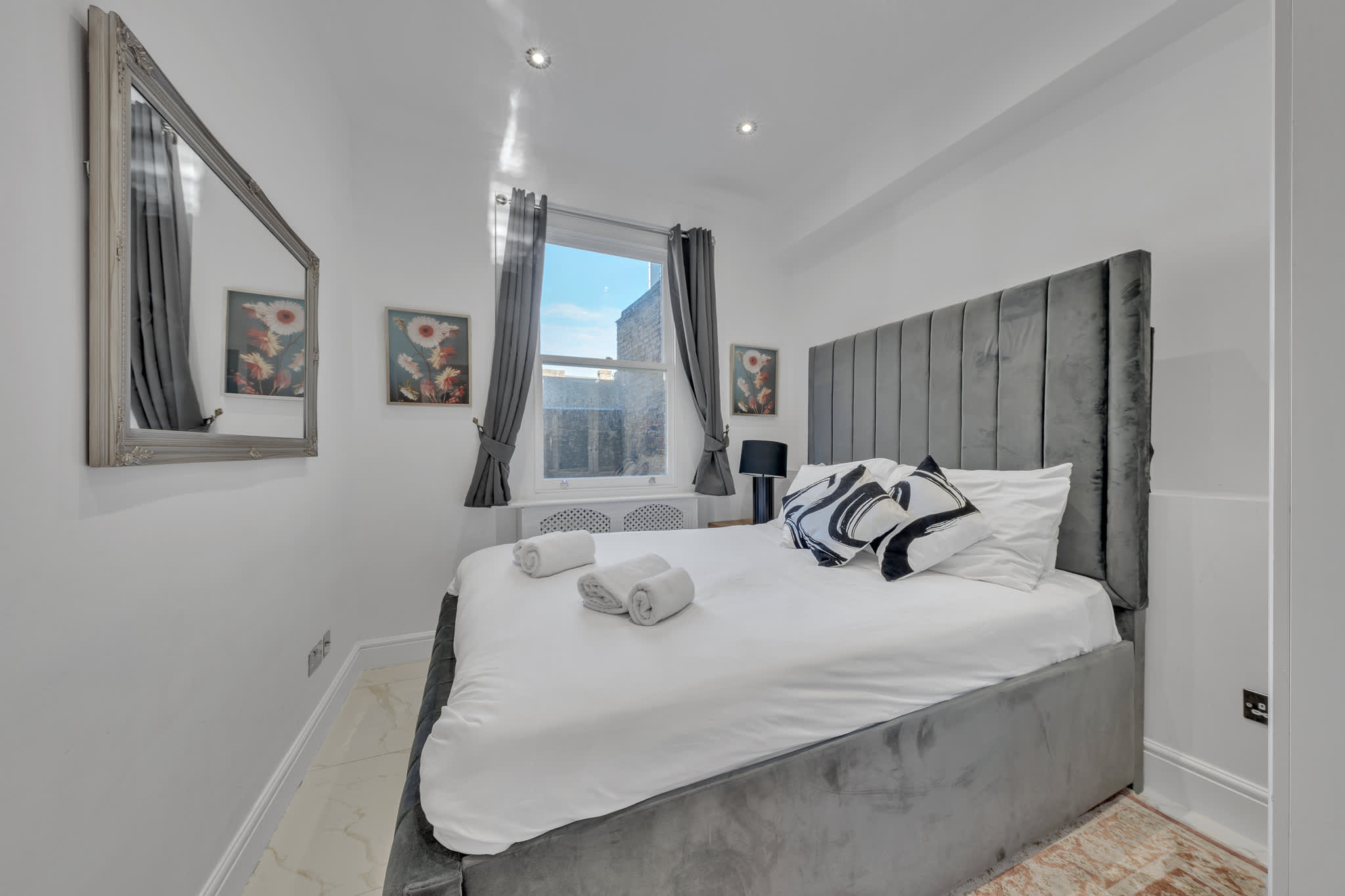 Charming 1B Victorian Apartment with Balcony in Chilworth Street W2 - Property image 6 - VivreStays
