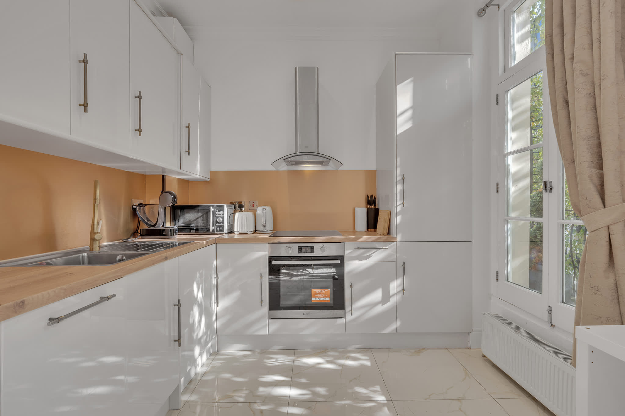 Charming 1B Victorian Apartment with Balcony in Chilworth Street W2 - Property image 7 - VivreStays