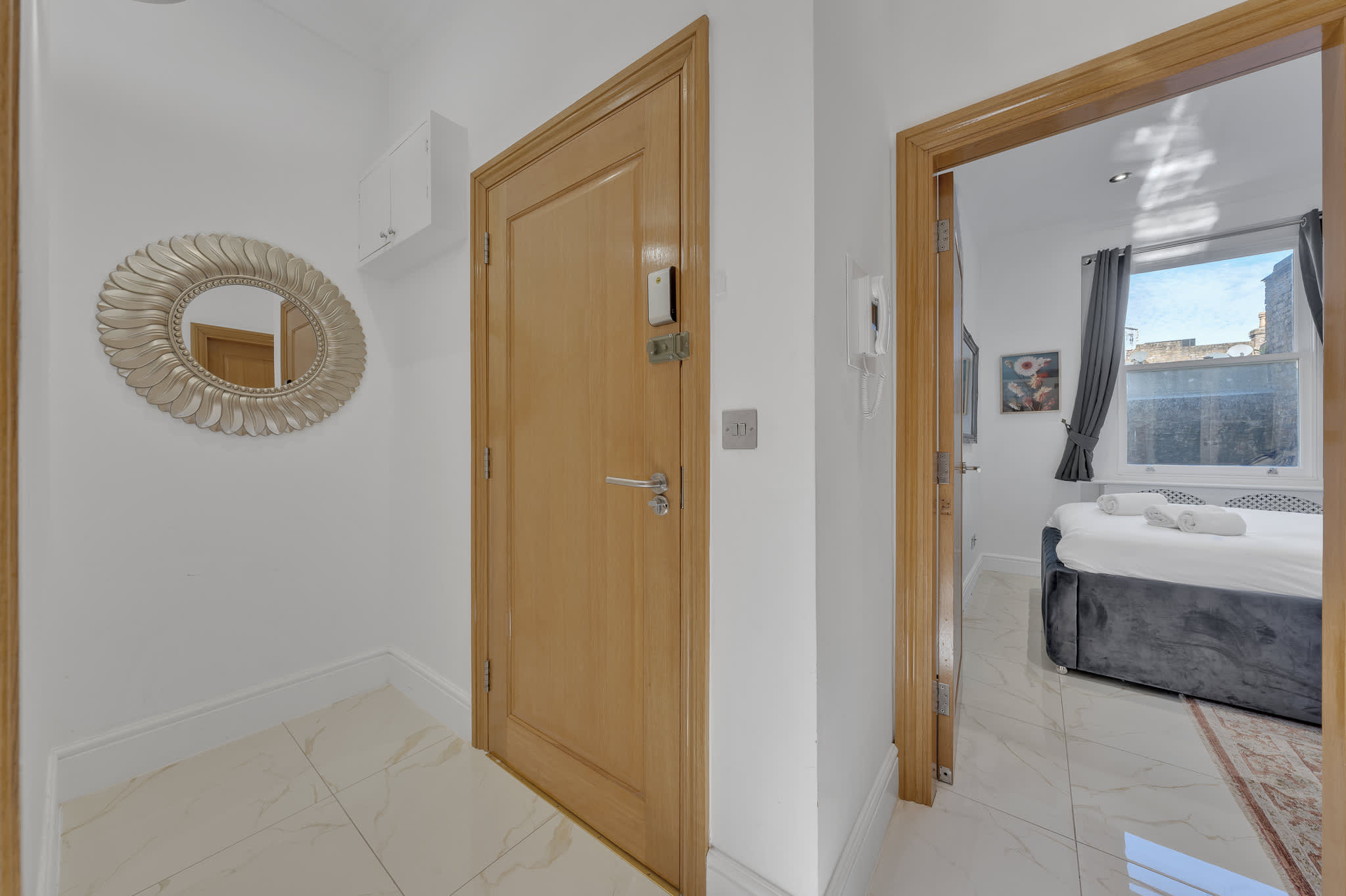 Charming 1B Victorian Apartment with Balcony in Chilworth Street W2 - Property image 16 - VivreStays