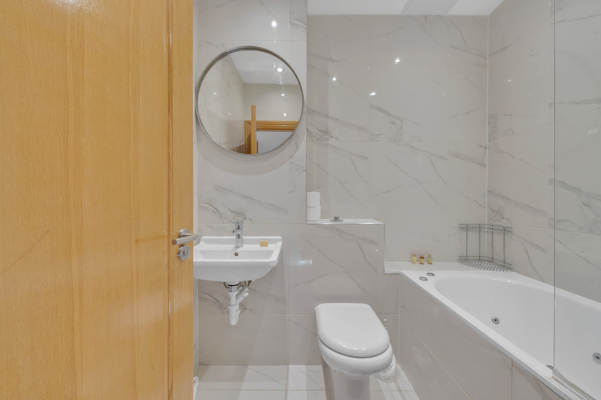 Charming 1B Victorian Apartment with Balcony in Chilworth Street W2 - Property image 9 - VivreStays