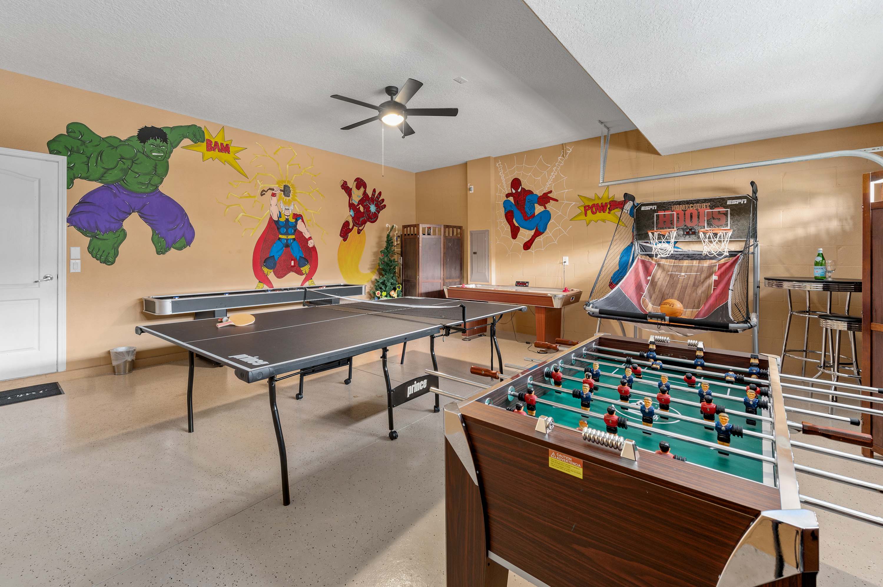 ChampionsGate villa w/ pool, hot tub & games