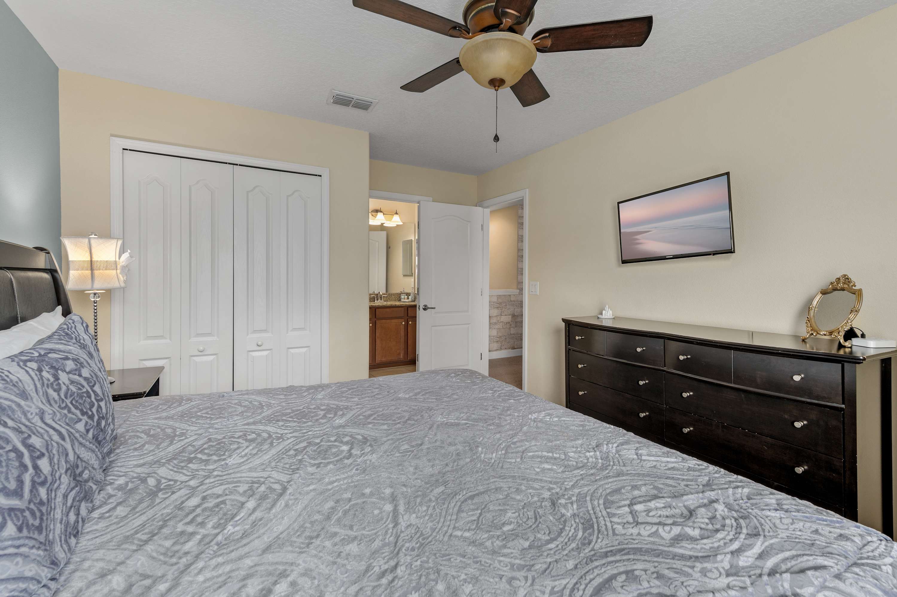 ChampionsGate villa w/ pool, hot tub & games